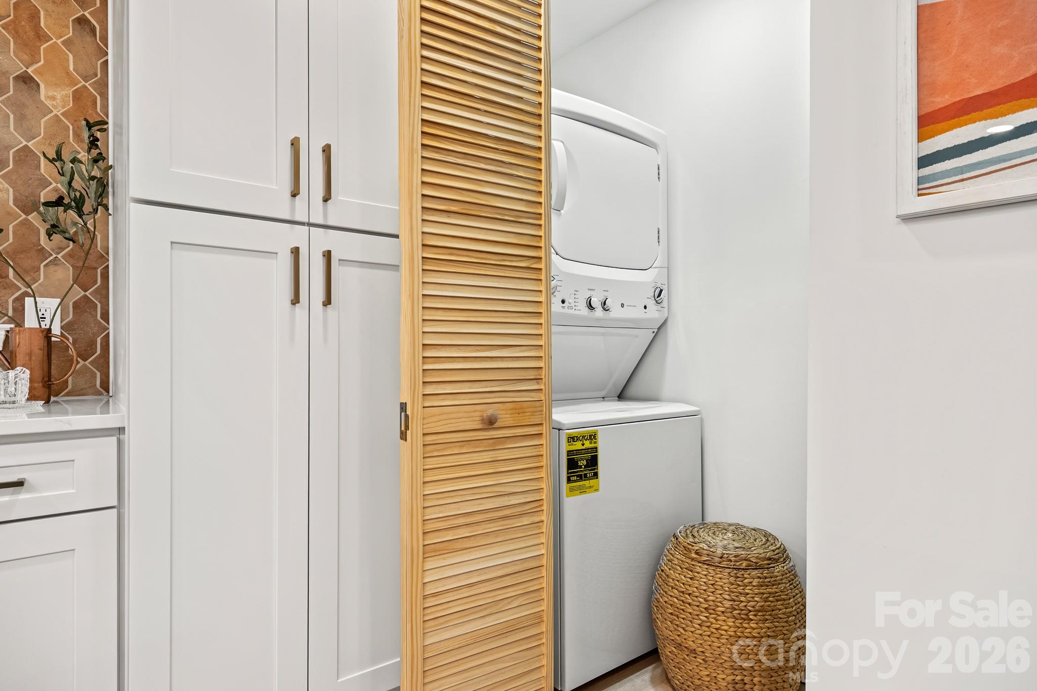 8711 Ellis Road Property Photo 21