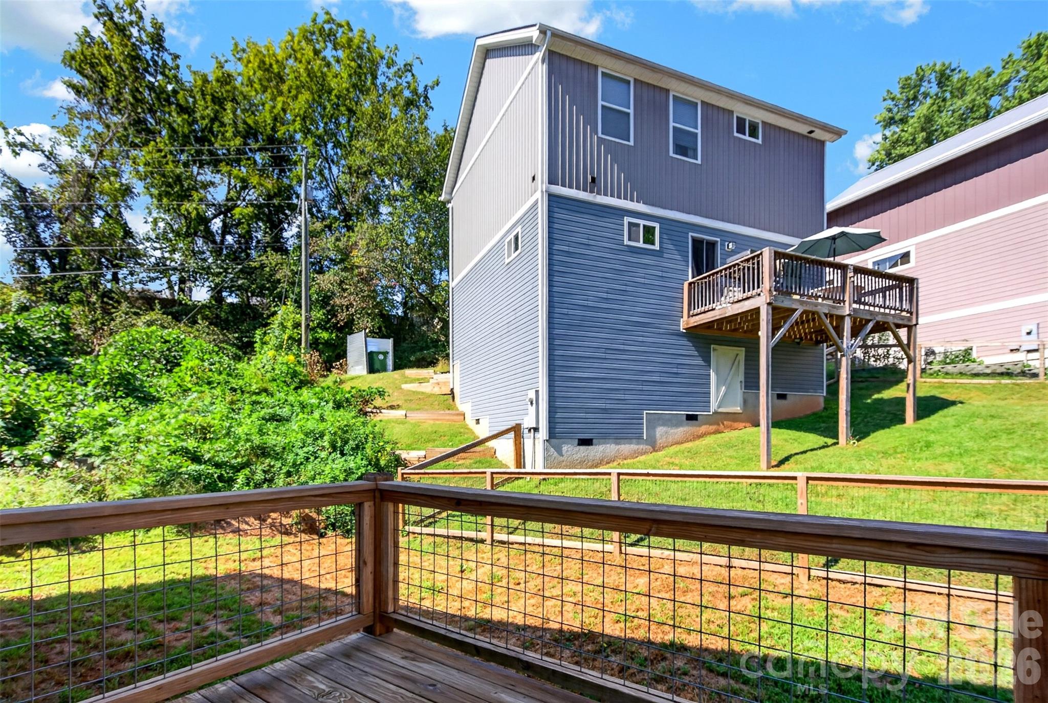211 Hanover Street Property Photo 20