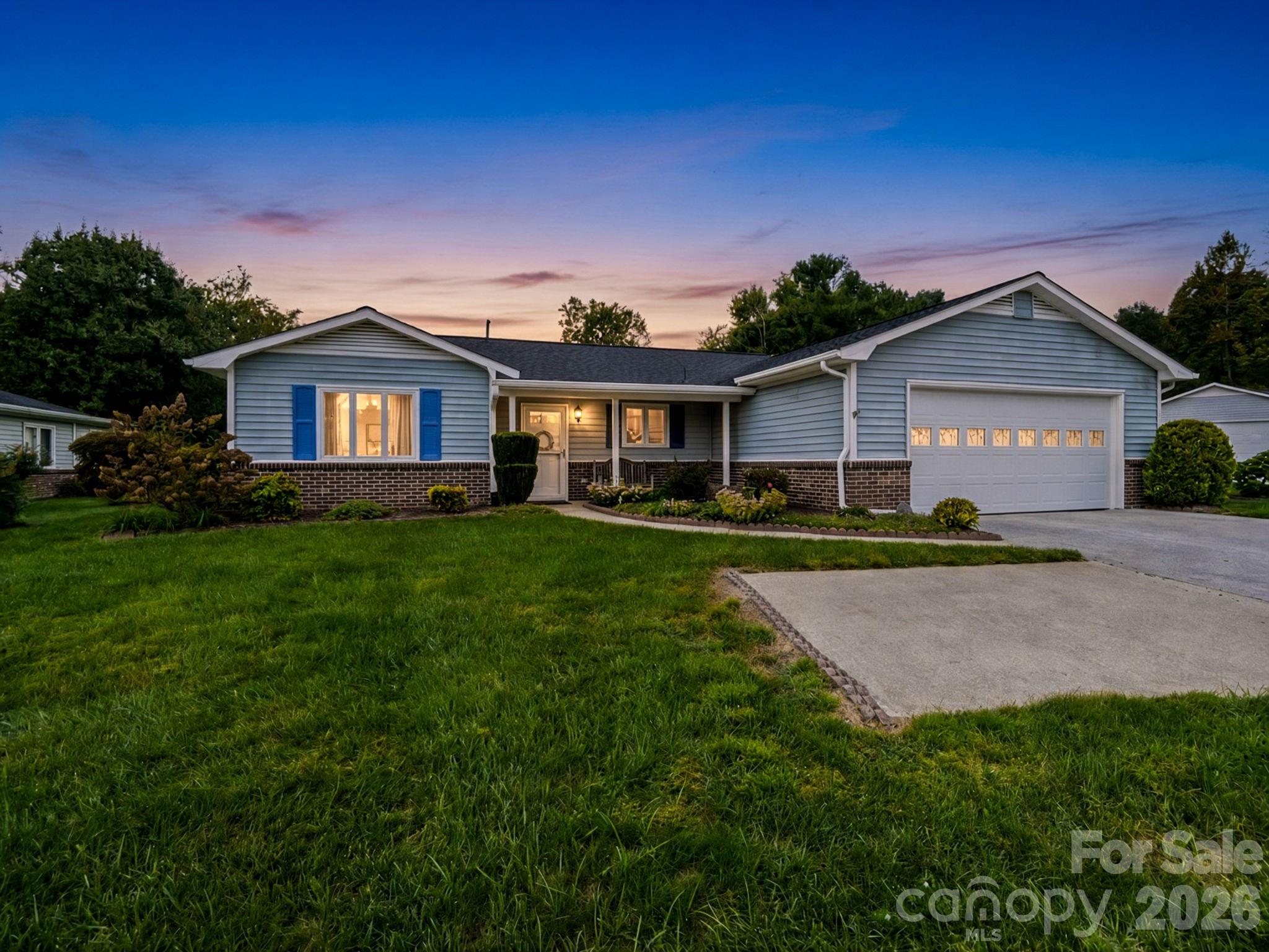 300 Dellford Court Property Photo 1
