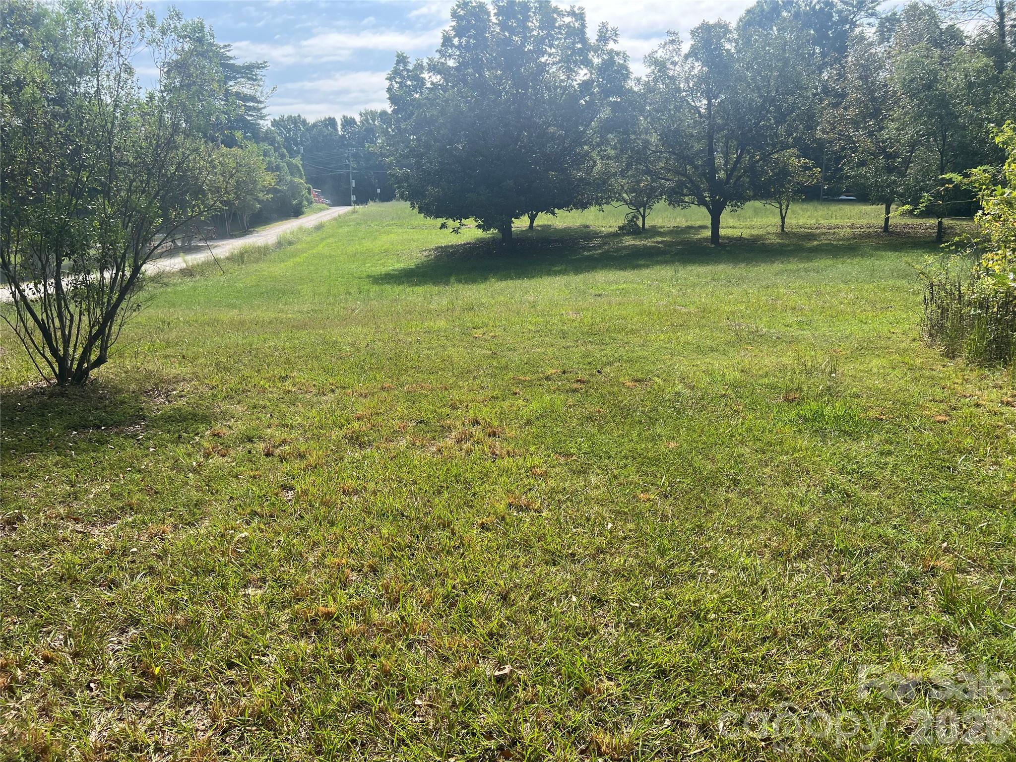 123 Spring Meadow Drive Property Photo 8