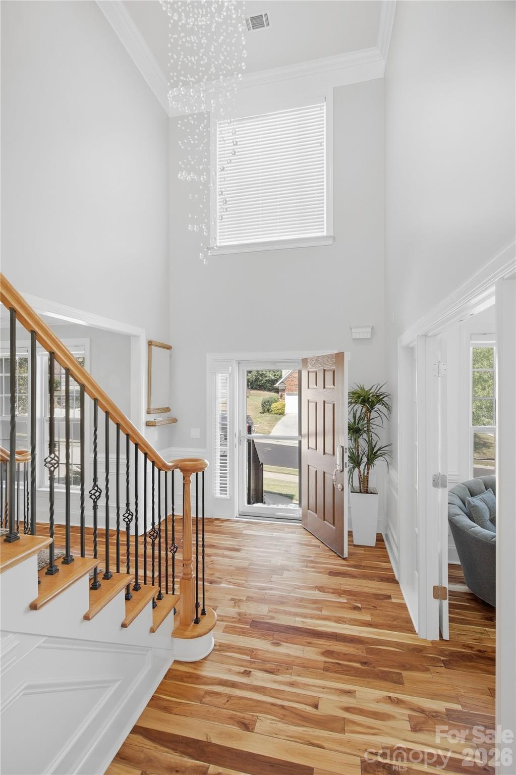 5134 Cressingham Drive Property Photo 4