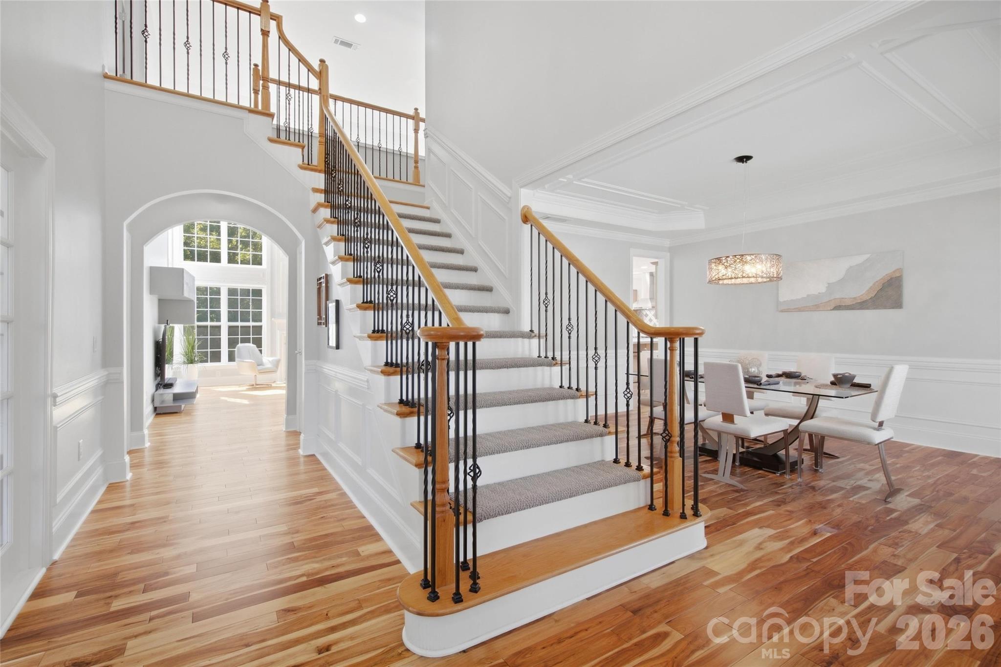 5134 Cressingham Drive Property Photo 6
