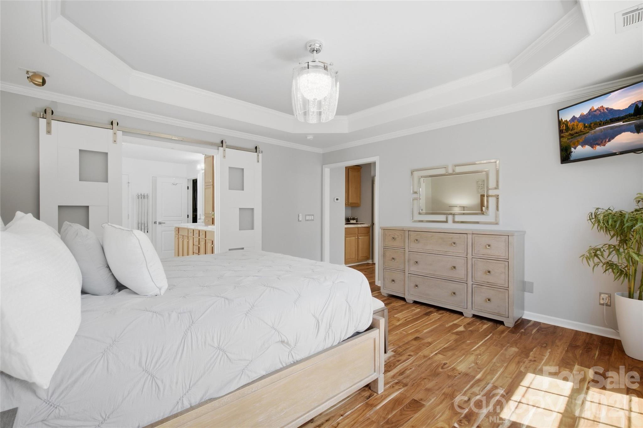 5134 Cressingham Drive Property Photo 20