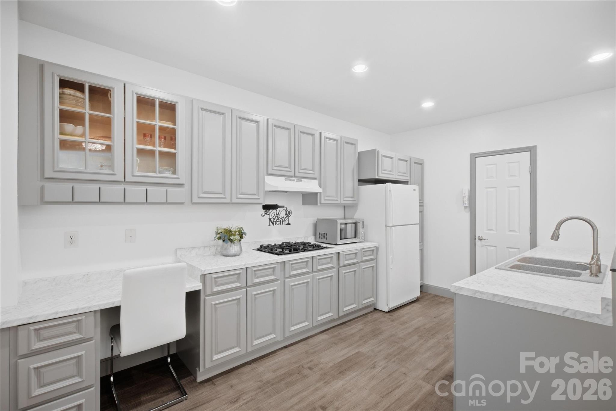 5134 Cressingham Drive Property Photo 33