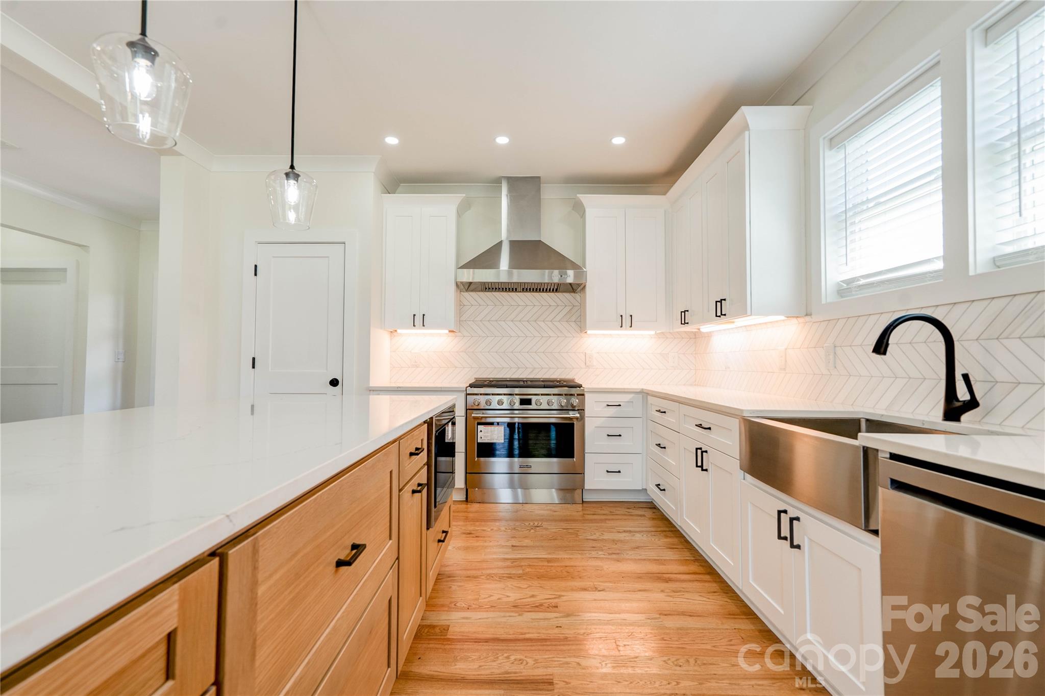 157 Sir Gregory Drive Property Photo 6