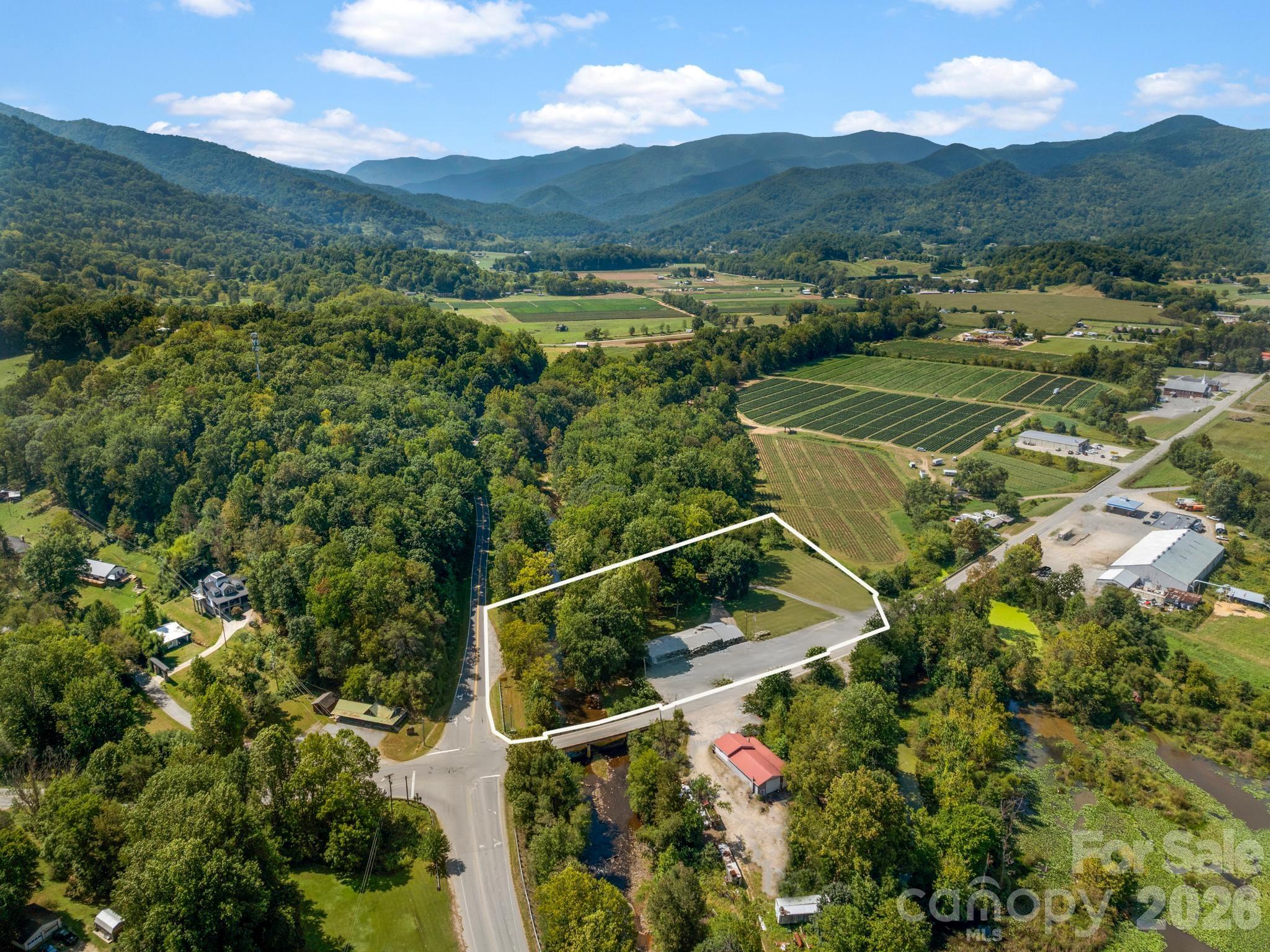 6306 Pigeon Road Property Photo 5