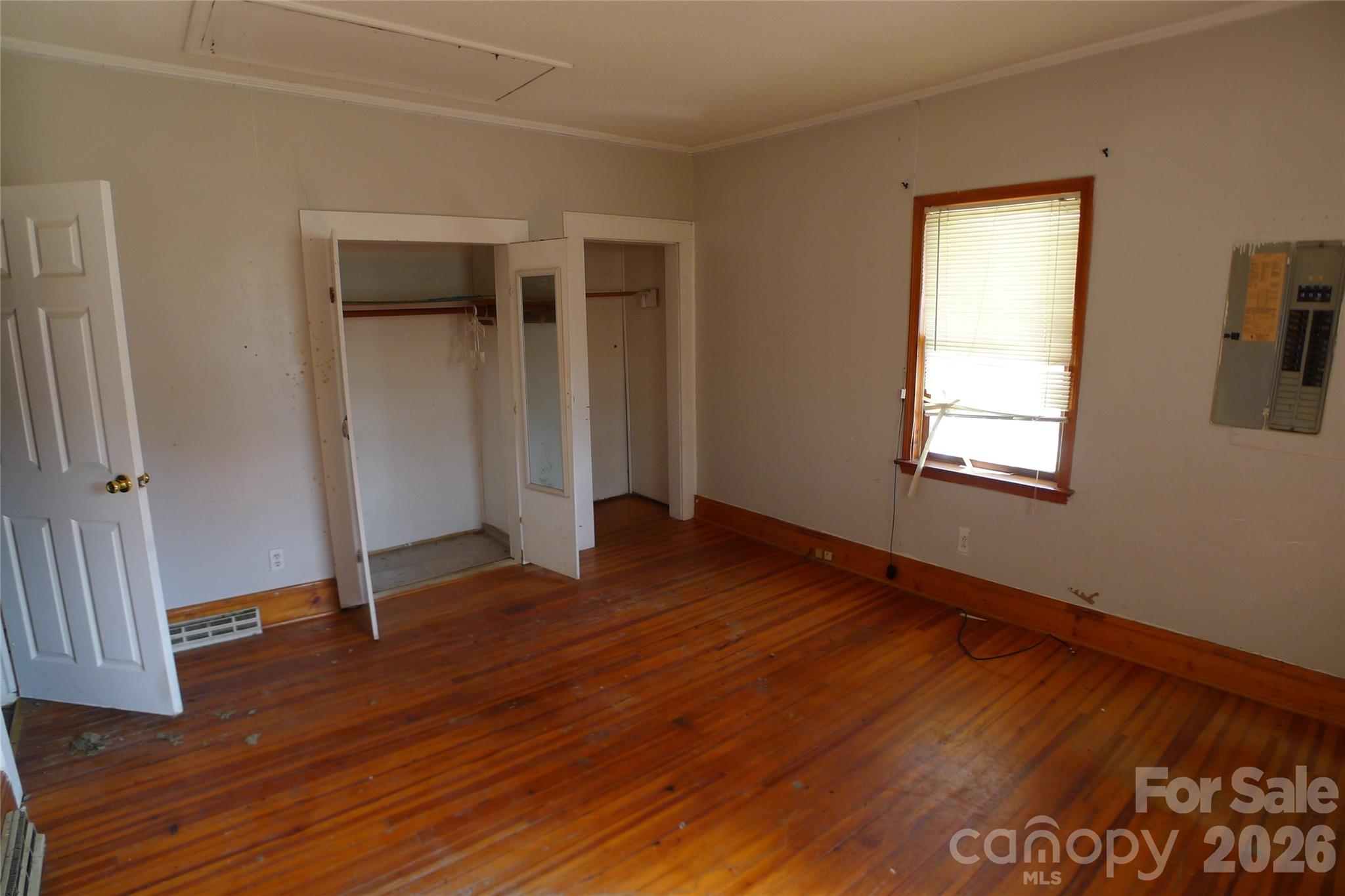 161 Center Street 30 Property Photo 11