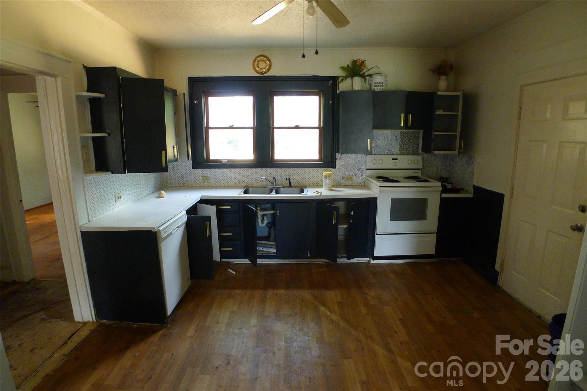 161 Center Street 30 Property Photo 14
