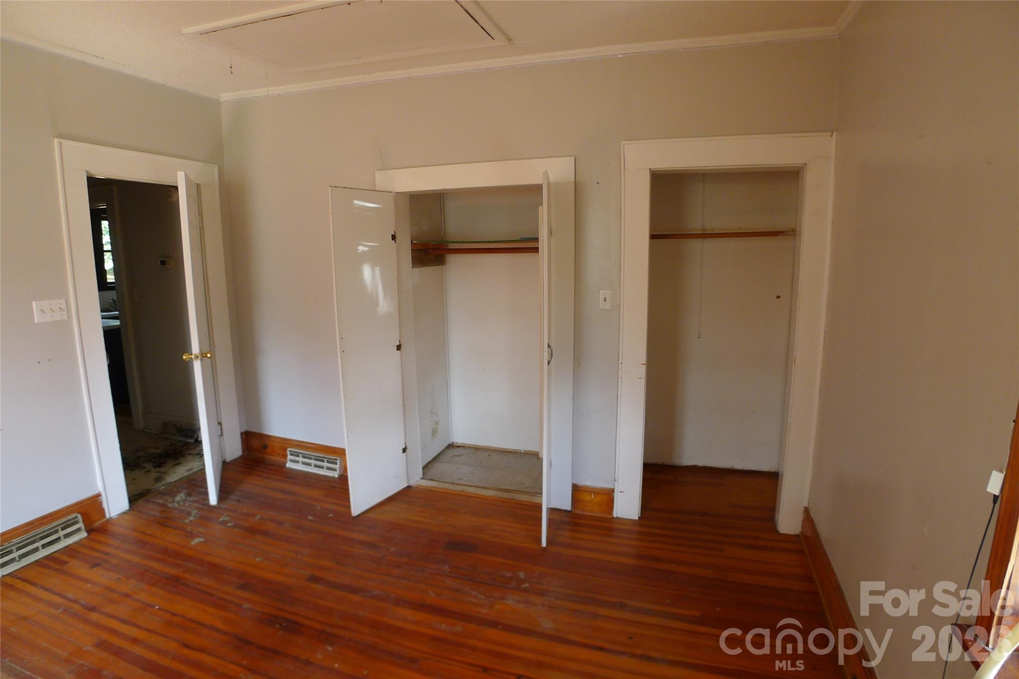 161 Center Street 30 Property Photo 24