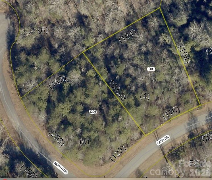 3188,3226 Lake Drive Property Photo 2