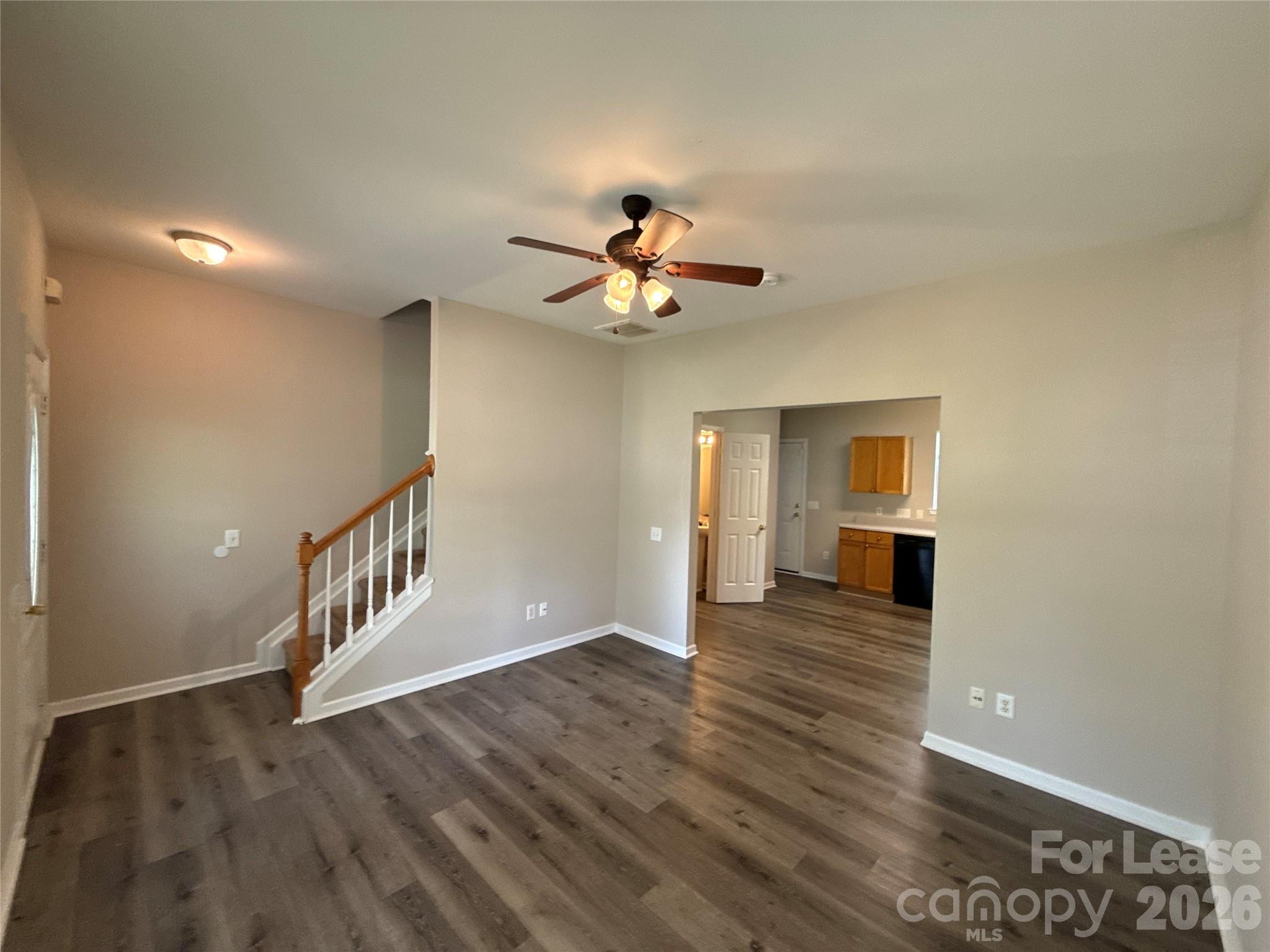 1525 Braveheart Lane Property Photo 3