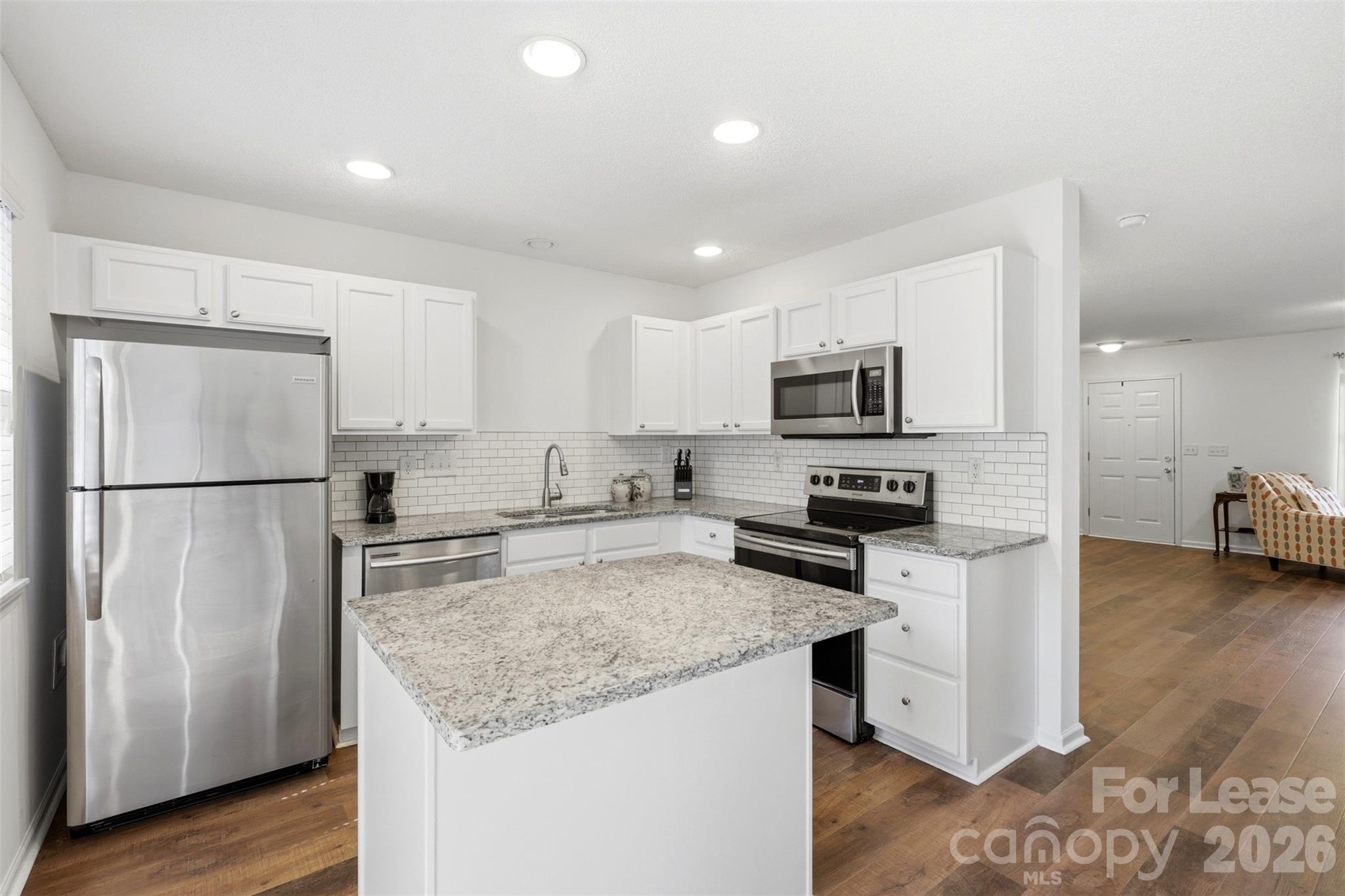6720 Cypress Tree Lane Property Photo 11
