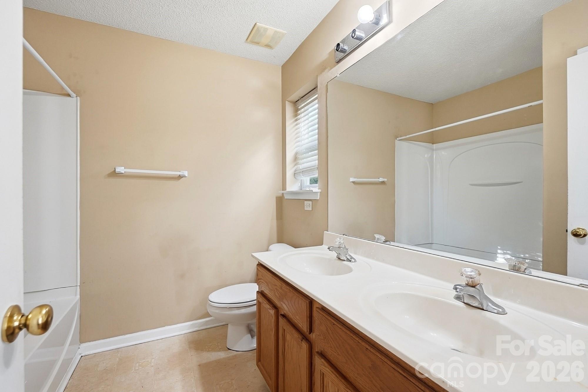 11214 Grass Field Road Property Photo 24
