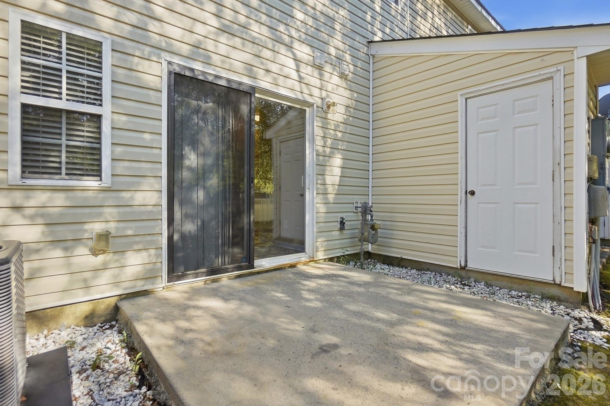 11214 Grass Field Road Property Photo 32