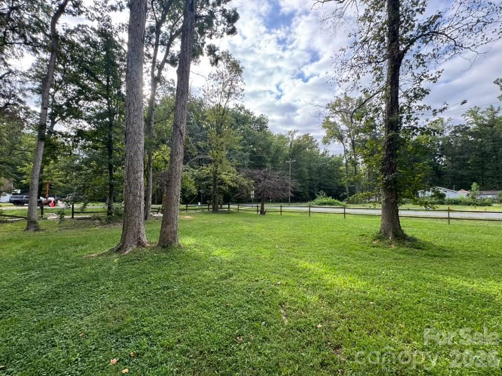 2733 Dellinger Court Property Photo 4