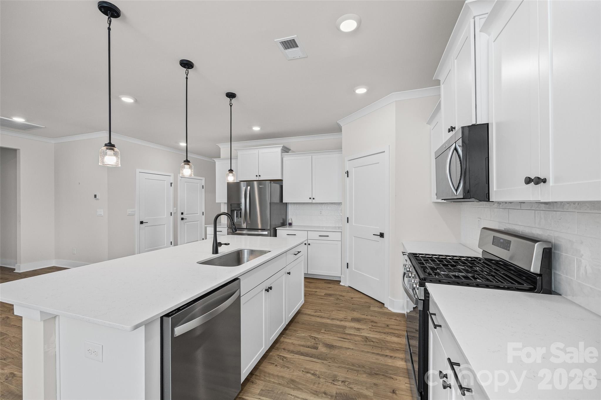 2028 Skyhawk Drive Property Photo 13