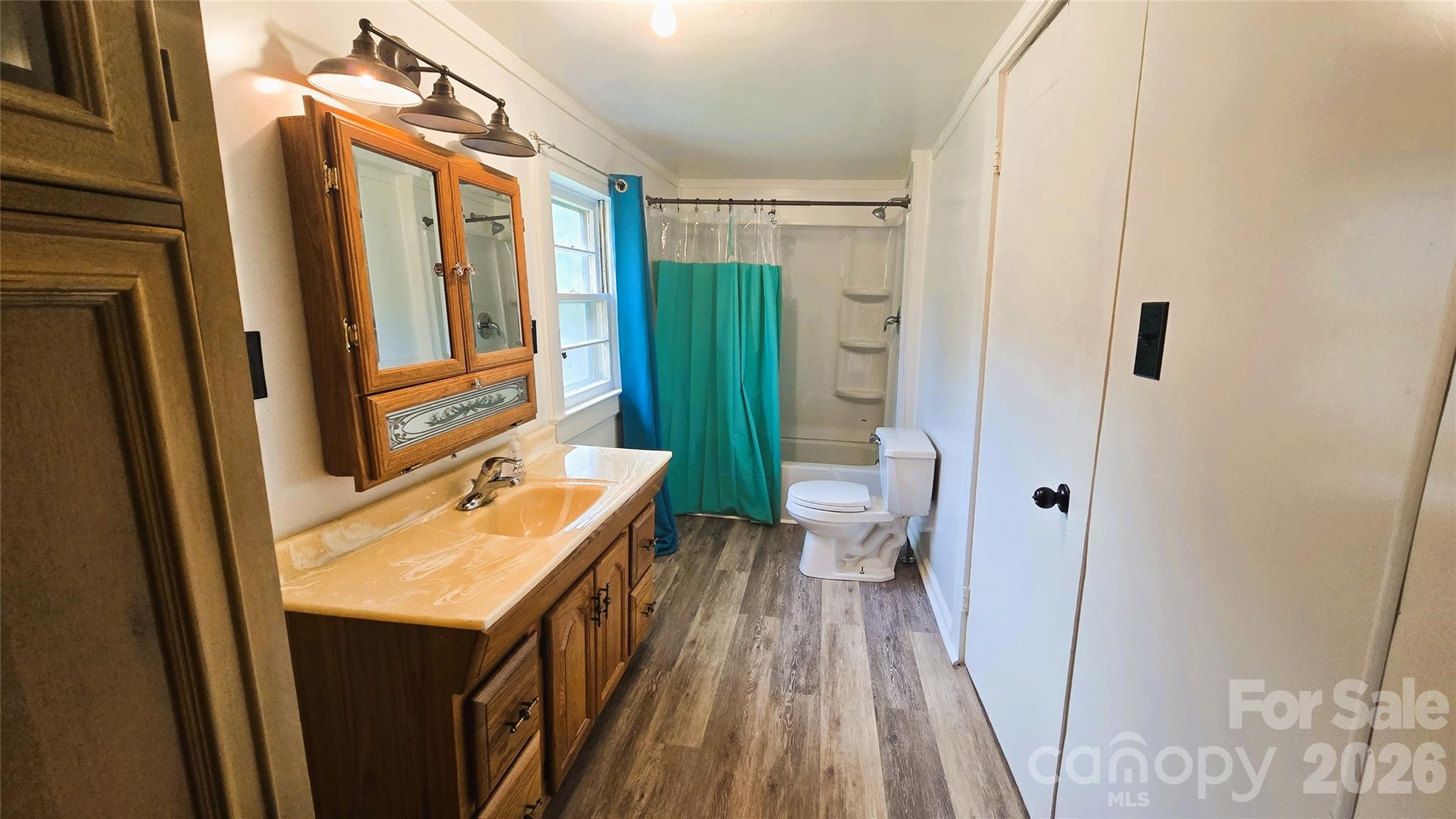 248 Mill Hill Court Property Photo 14