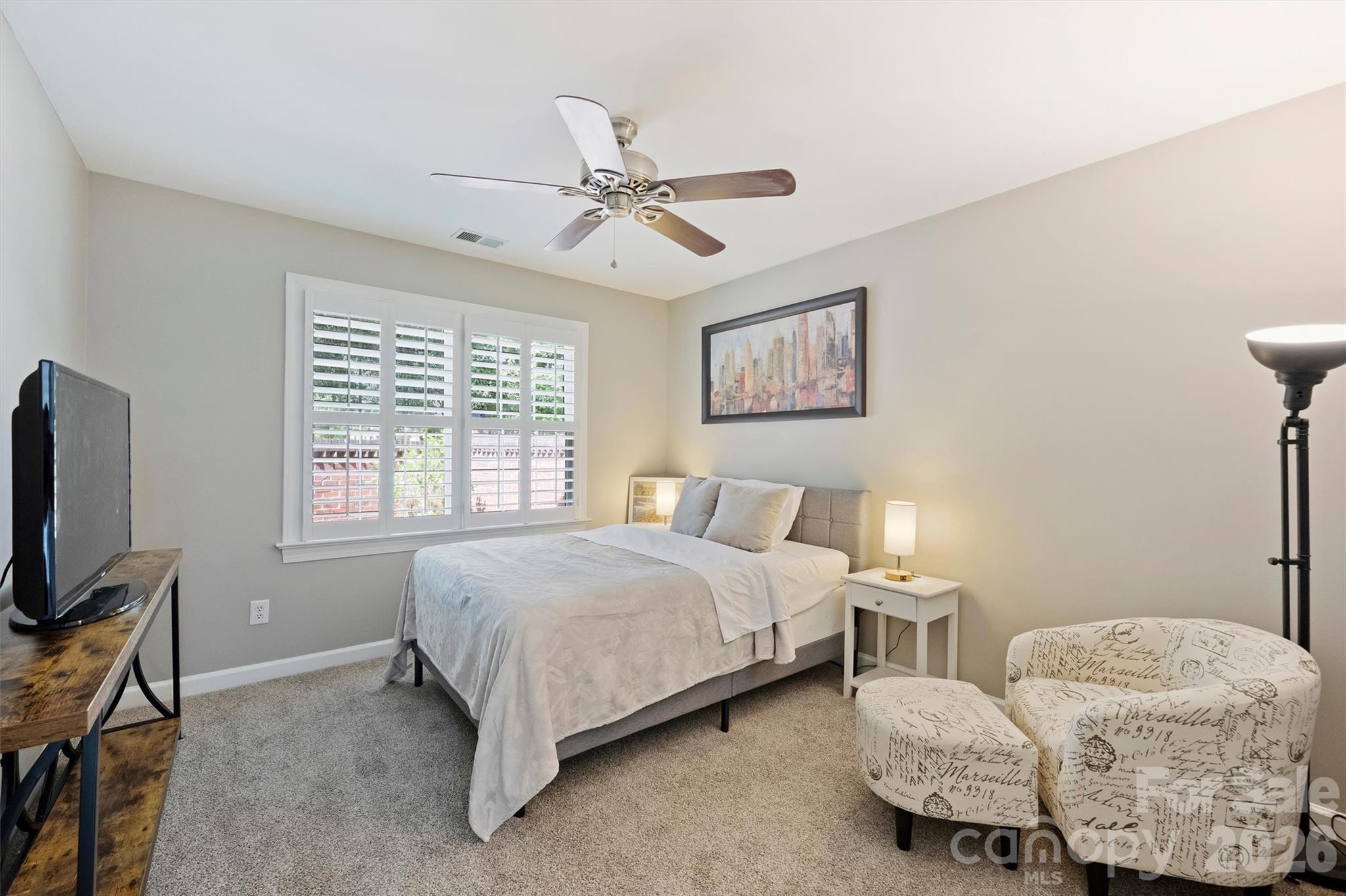 7035 Walton Heath Lane Property Photo 34