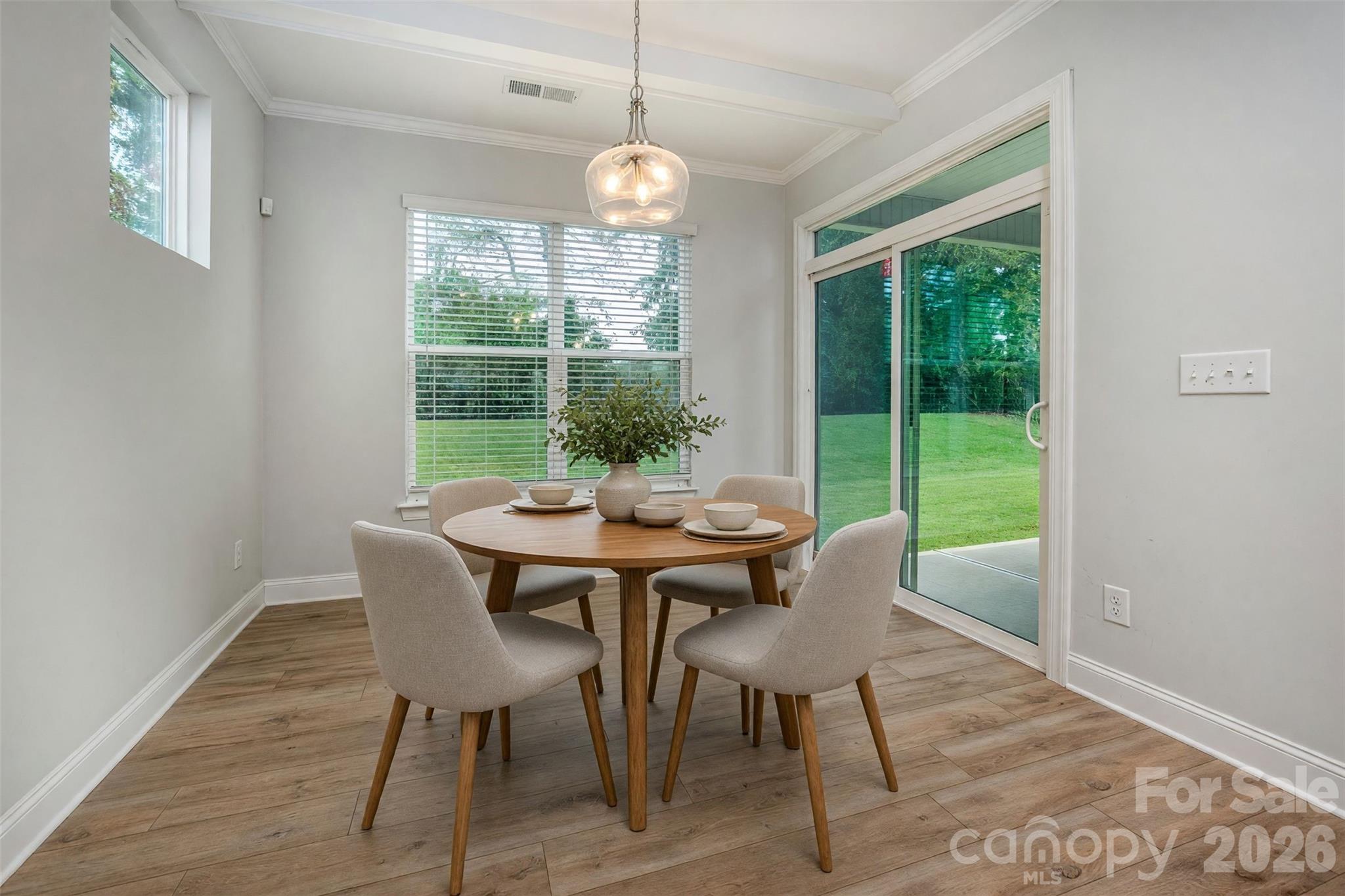 115 S Dunlavin Way Property Photo 20