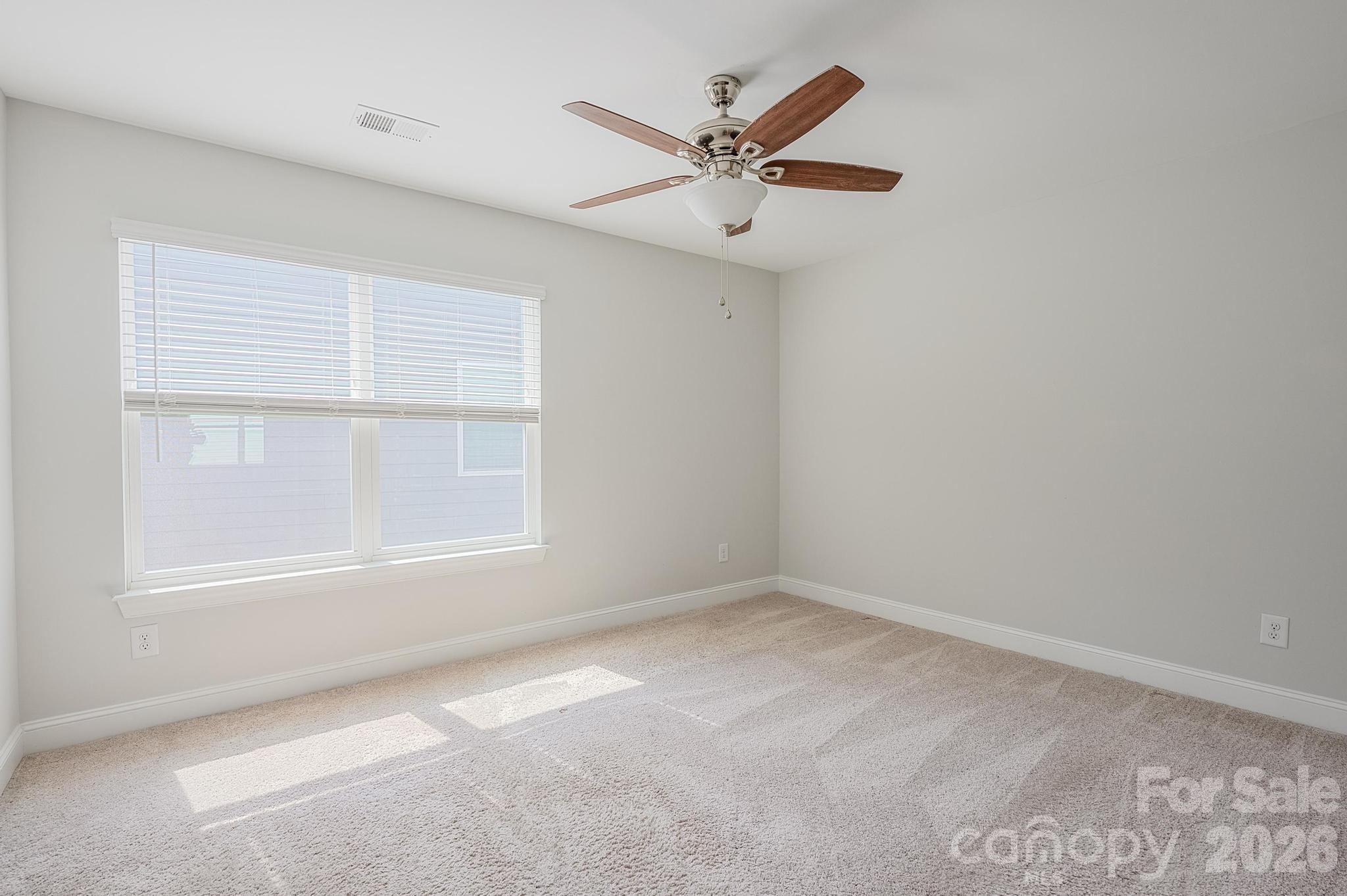 115 S Dunlavin Way Property Photo 32