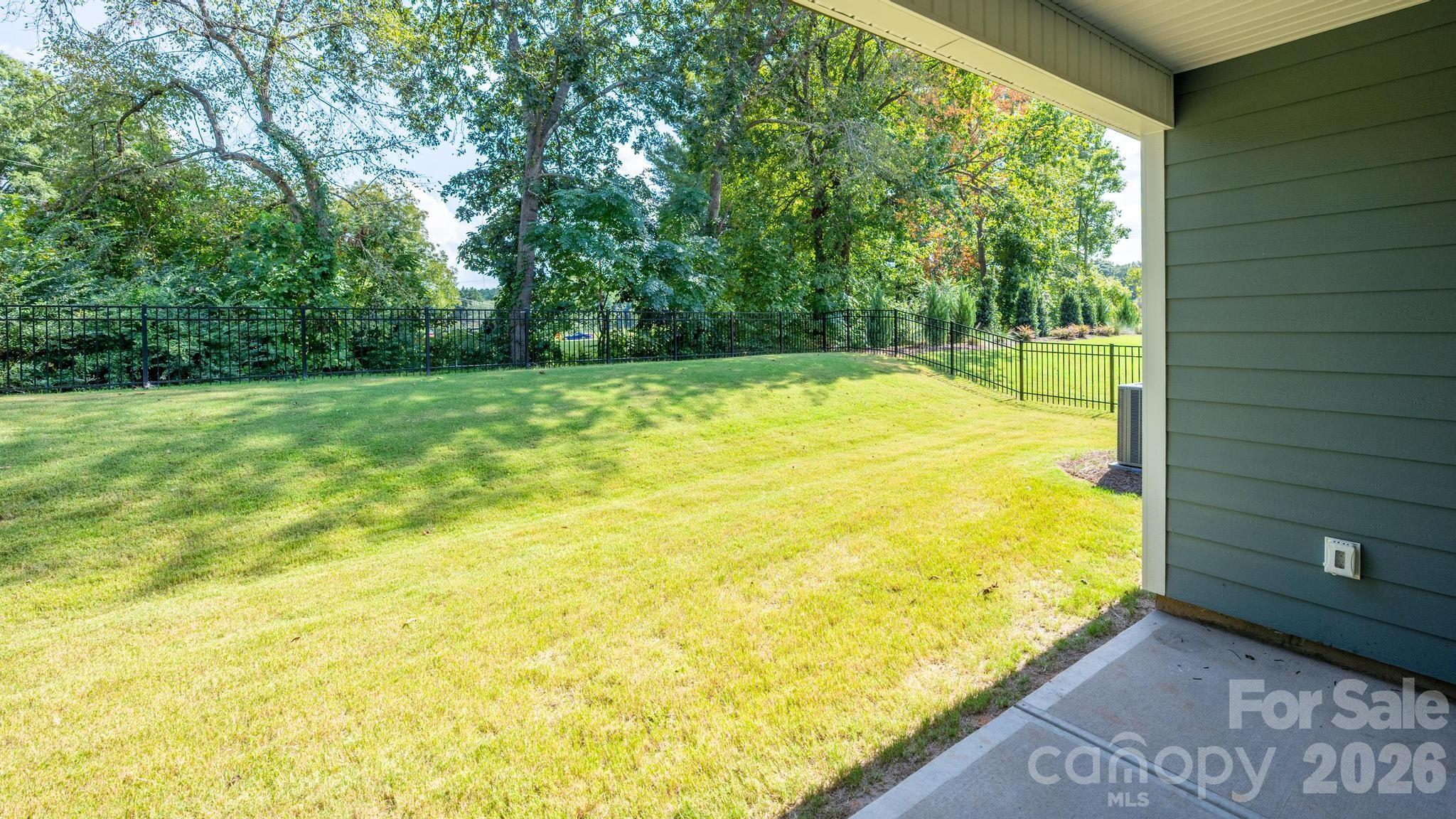 115 S Dunlavin Way Property Photo 33