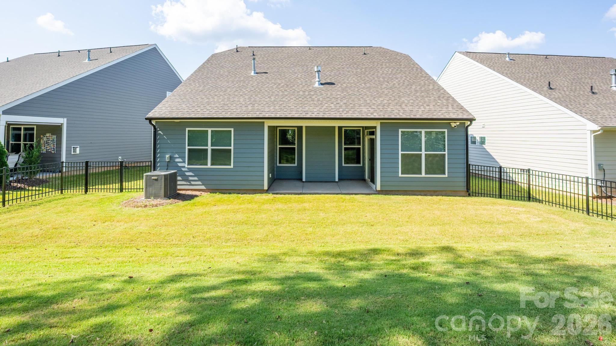 115 S Dunlavin Way Property Photo 35