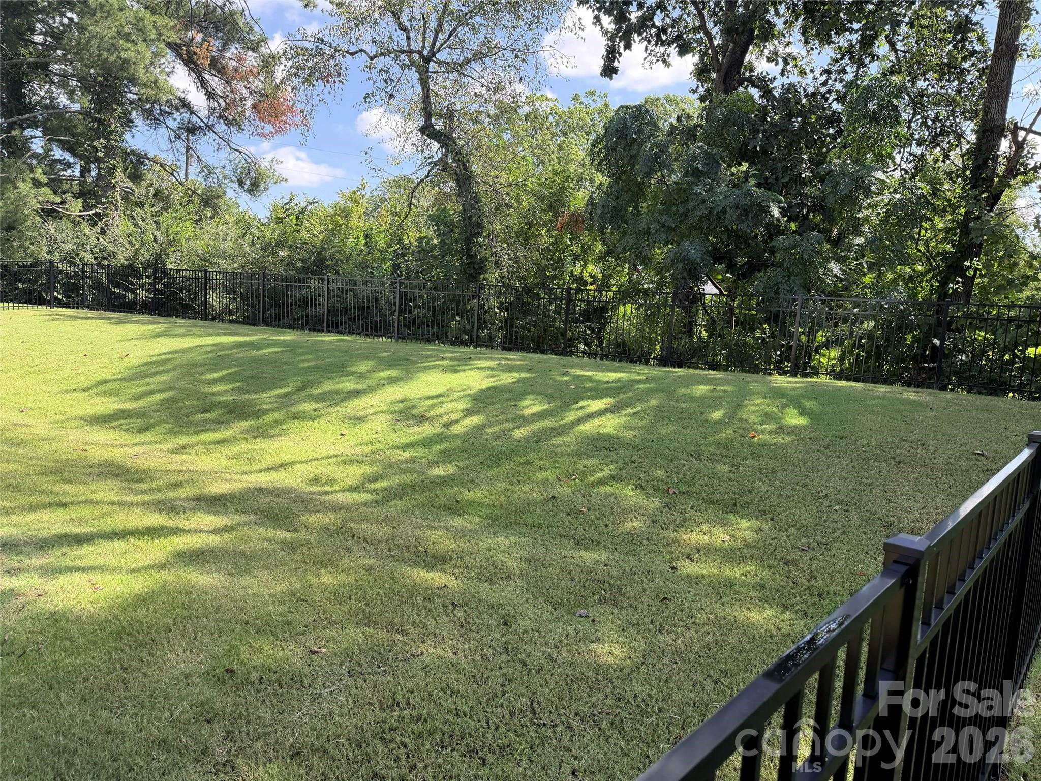 115 S Dunlavin Way Property Photo 36