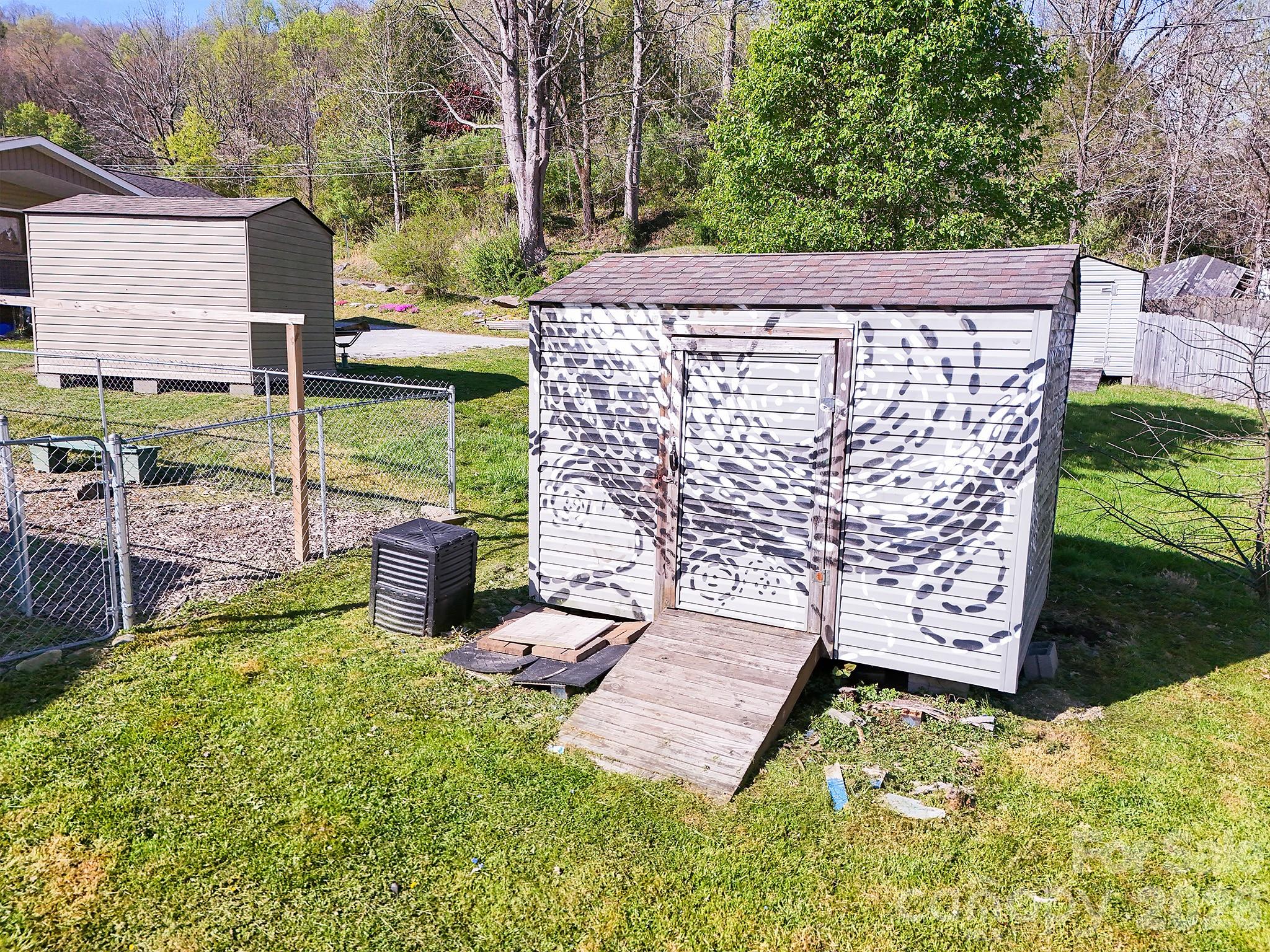 47 Rosman Trail Property Photo 15