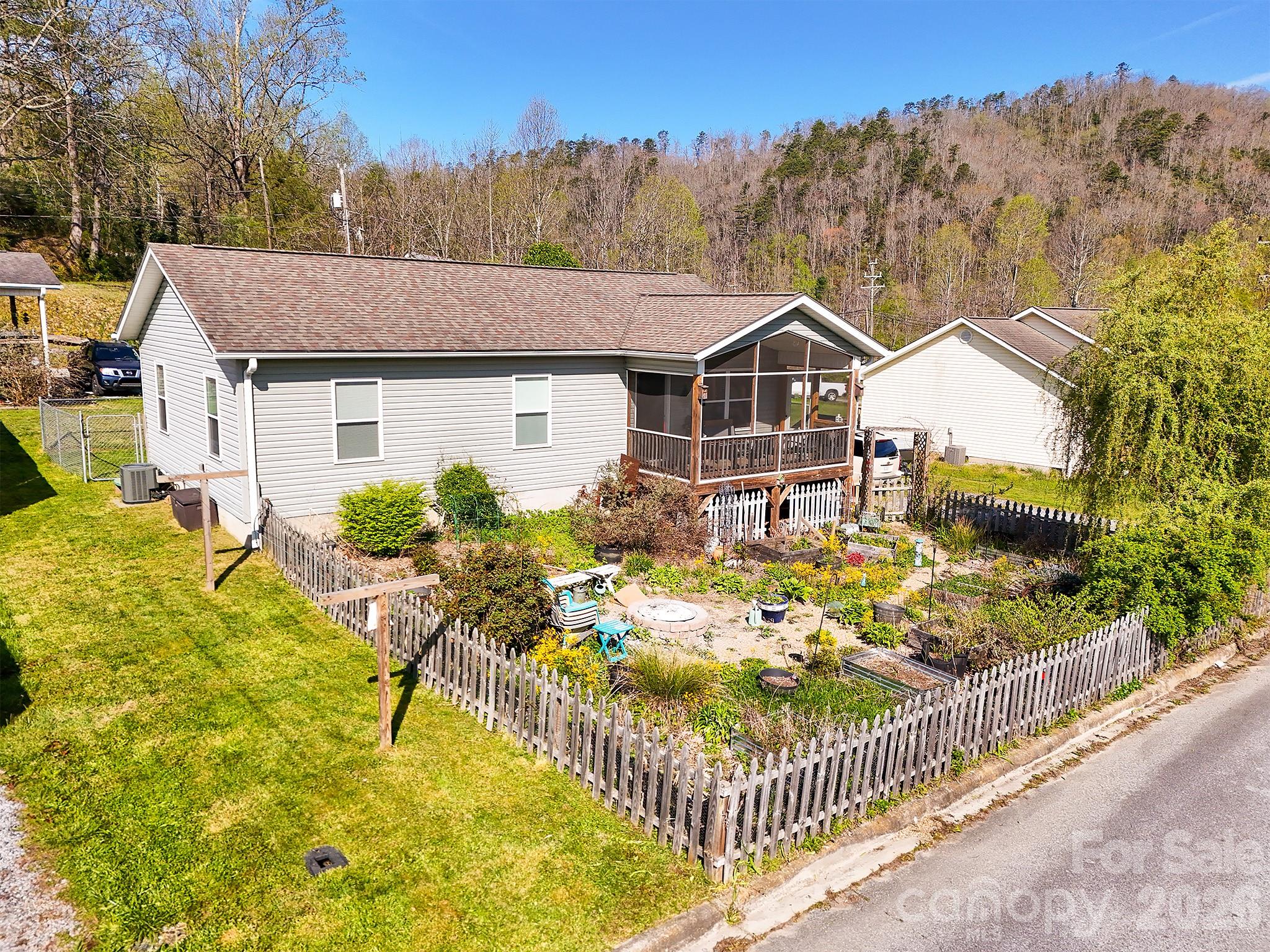 47 Rosman Trail Property Photo 19