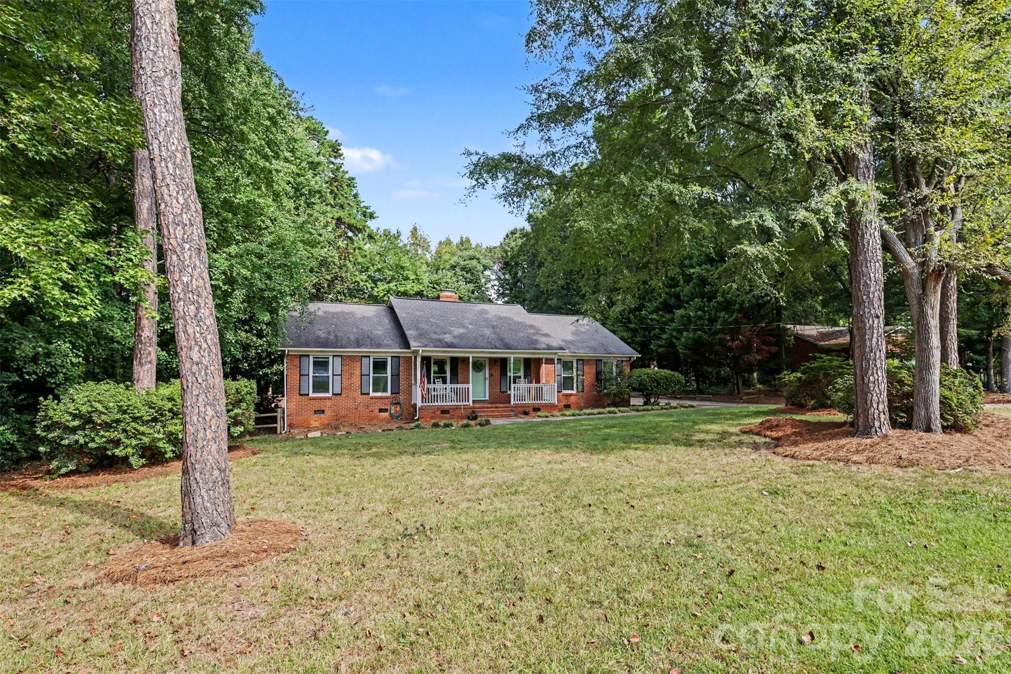 248 Hillcrest Avenue Property Photo 1