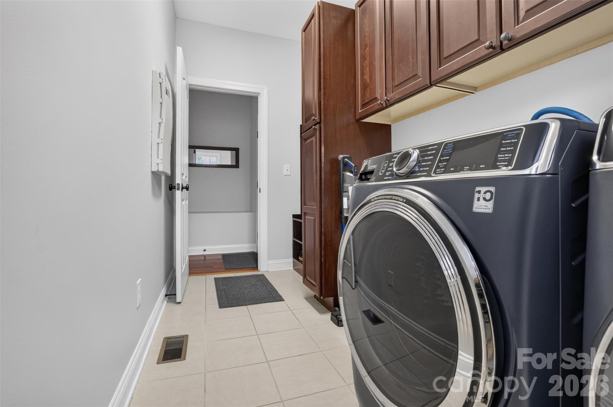 10103 Legolas Lane Property Photo 29