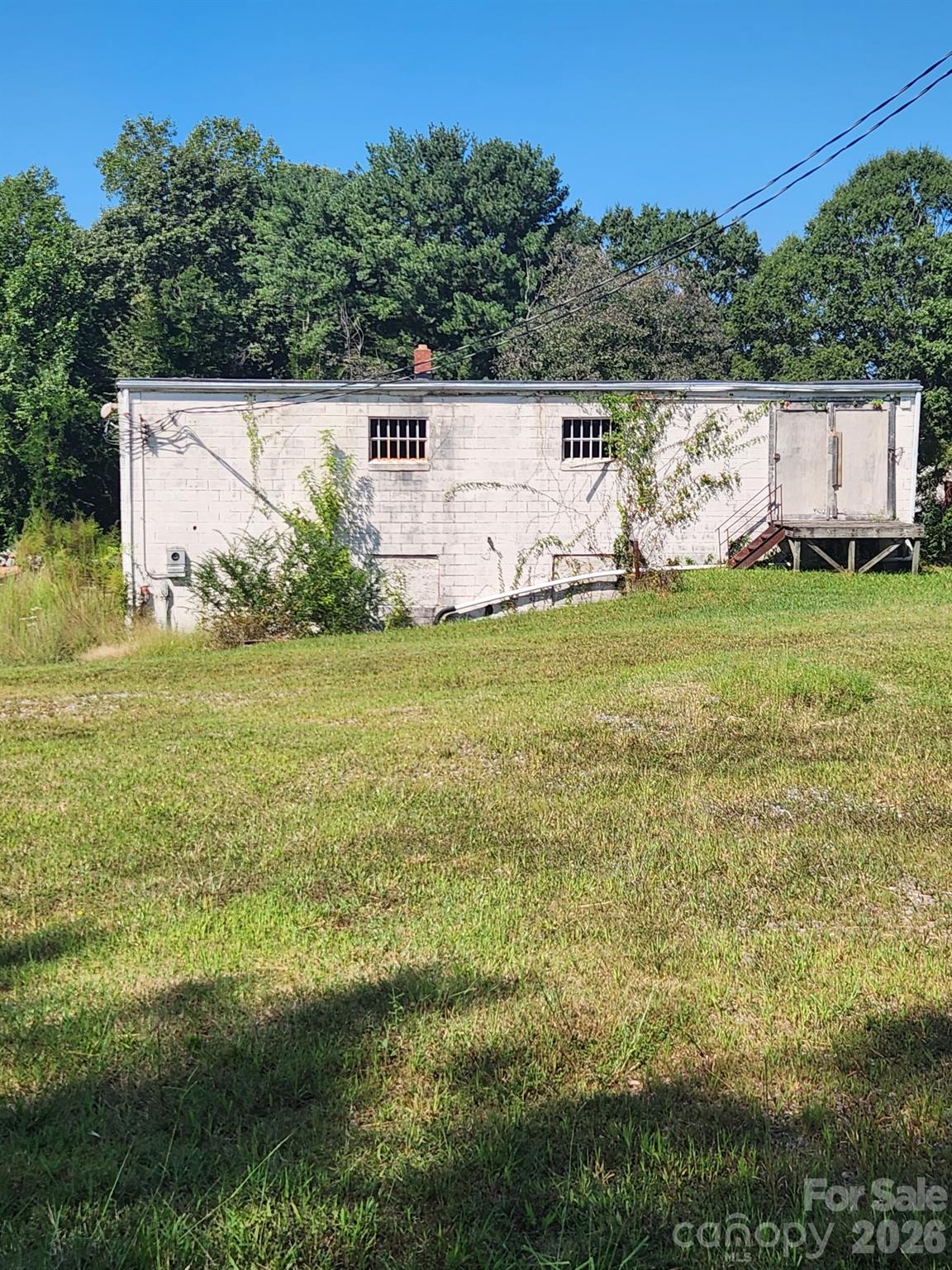 2015 24th Street Property Photo 3