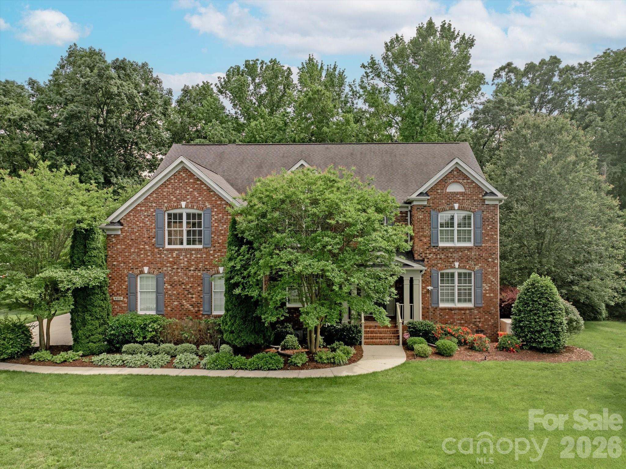 409 Running Horse Lane Property Photo 1