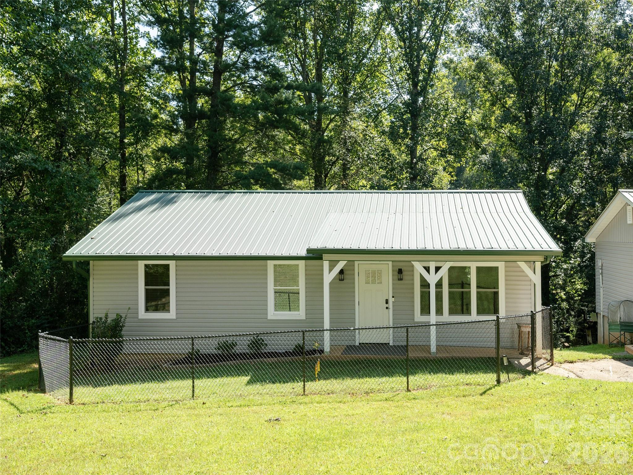 4103 Turnpike Road Property Photo 3