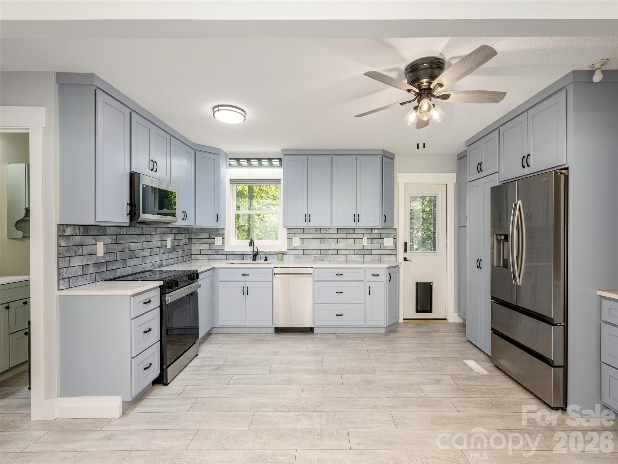 4103 Turnpike Road Property Photo 8