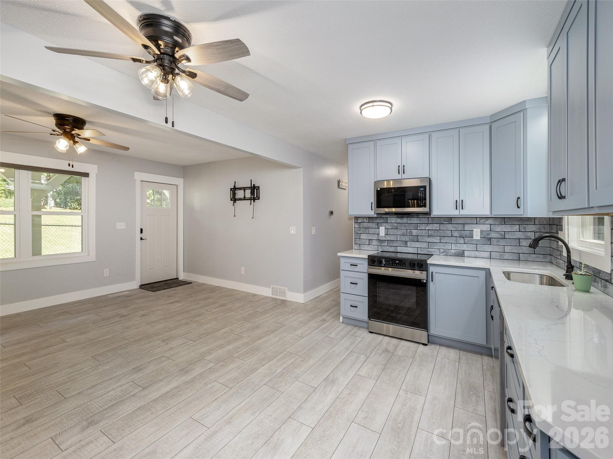 4103 Turnpike Road Property Photo 9