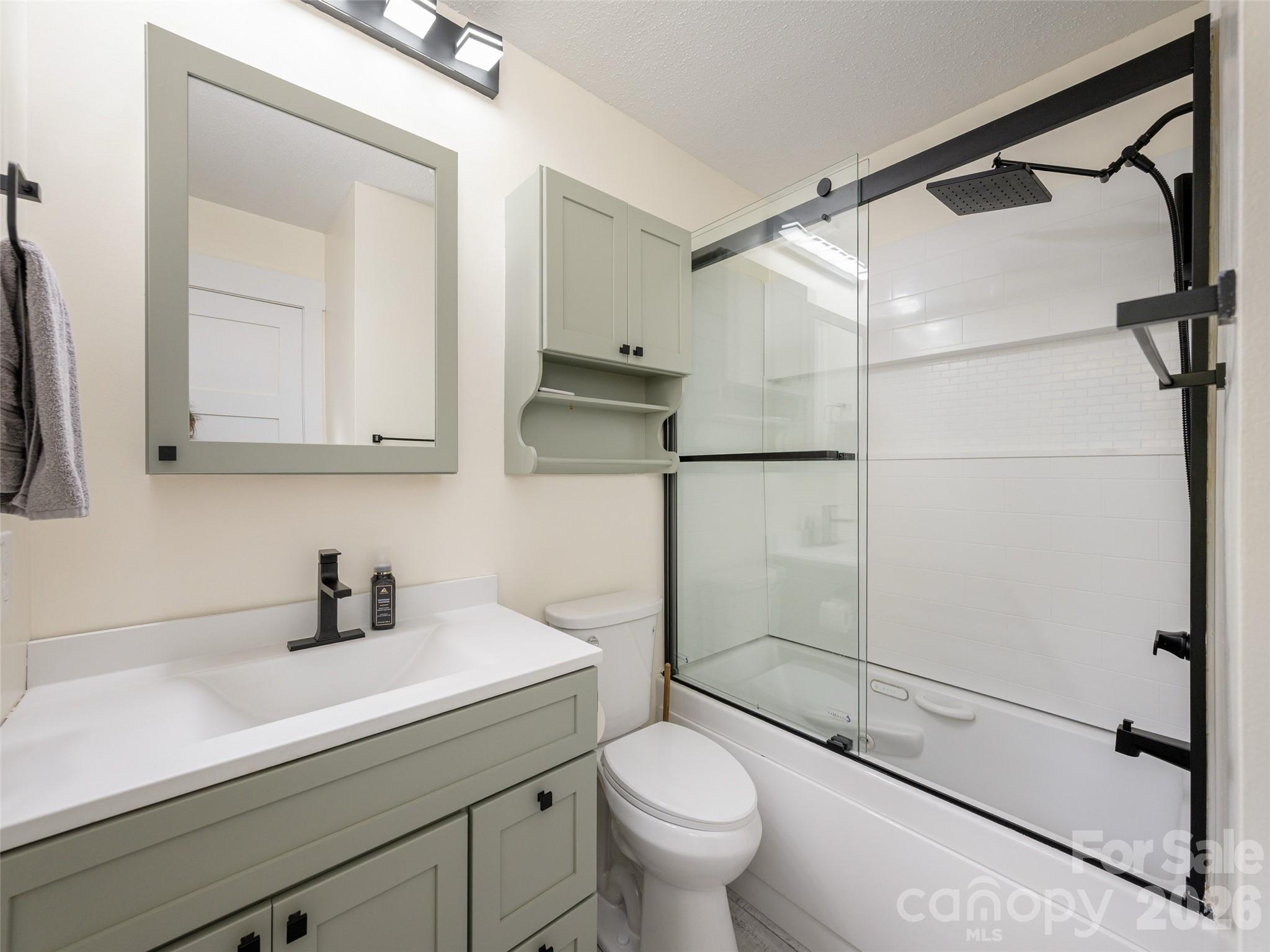 4103 Turnpike Road Property Photo 18