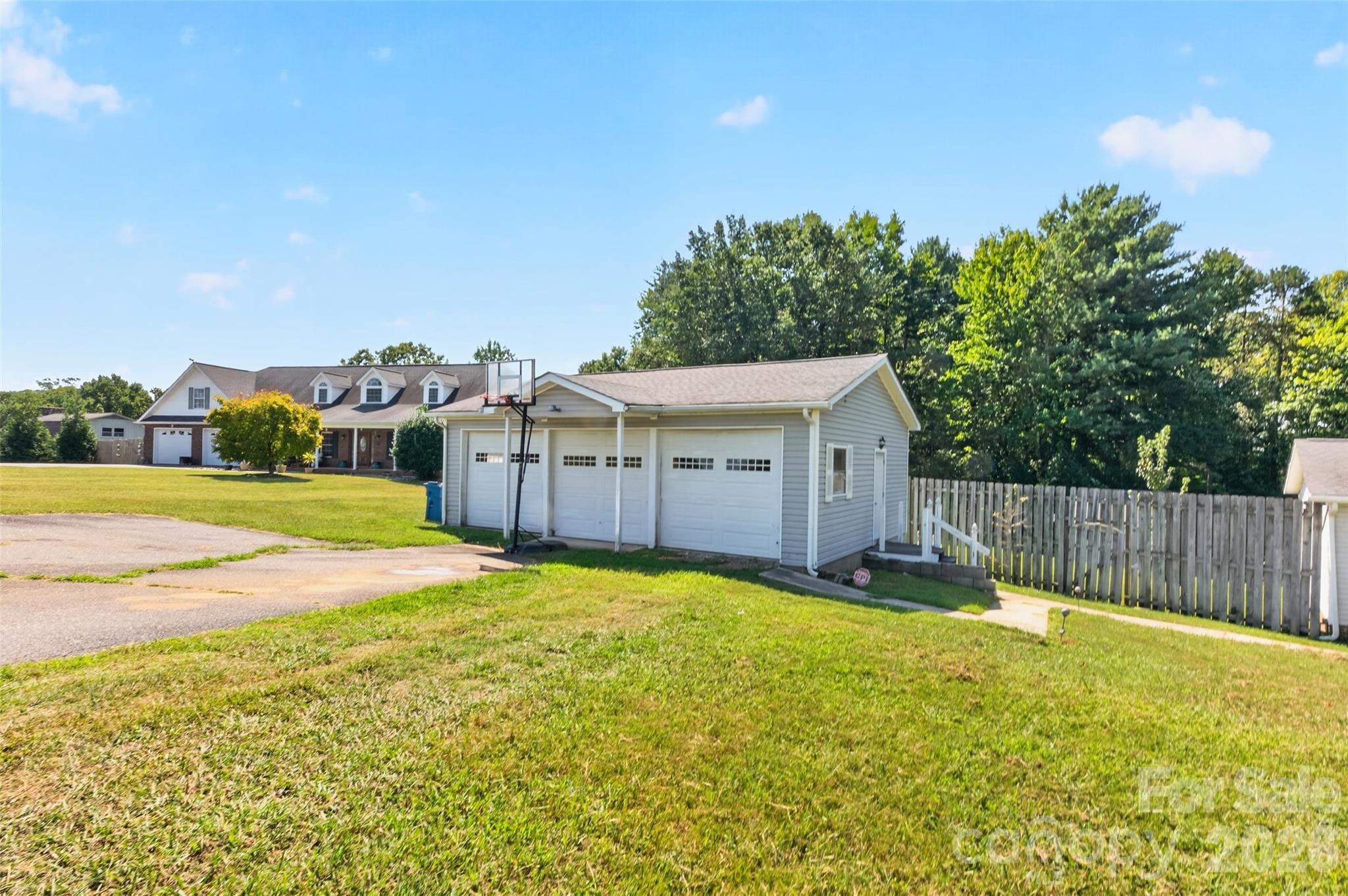455 Hubbard Road Property Photo 4