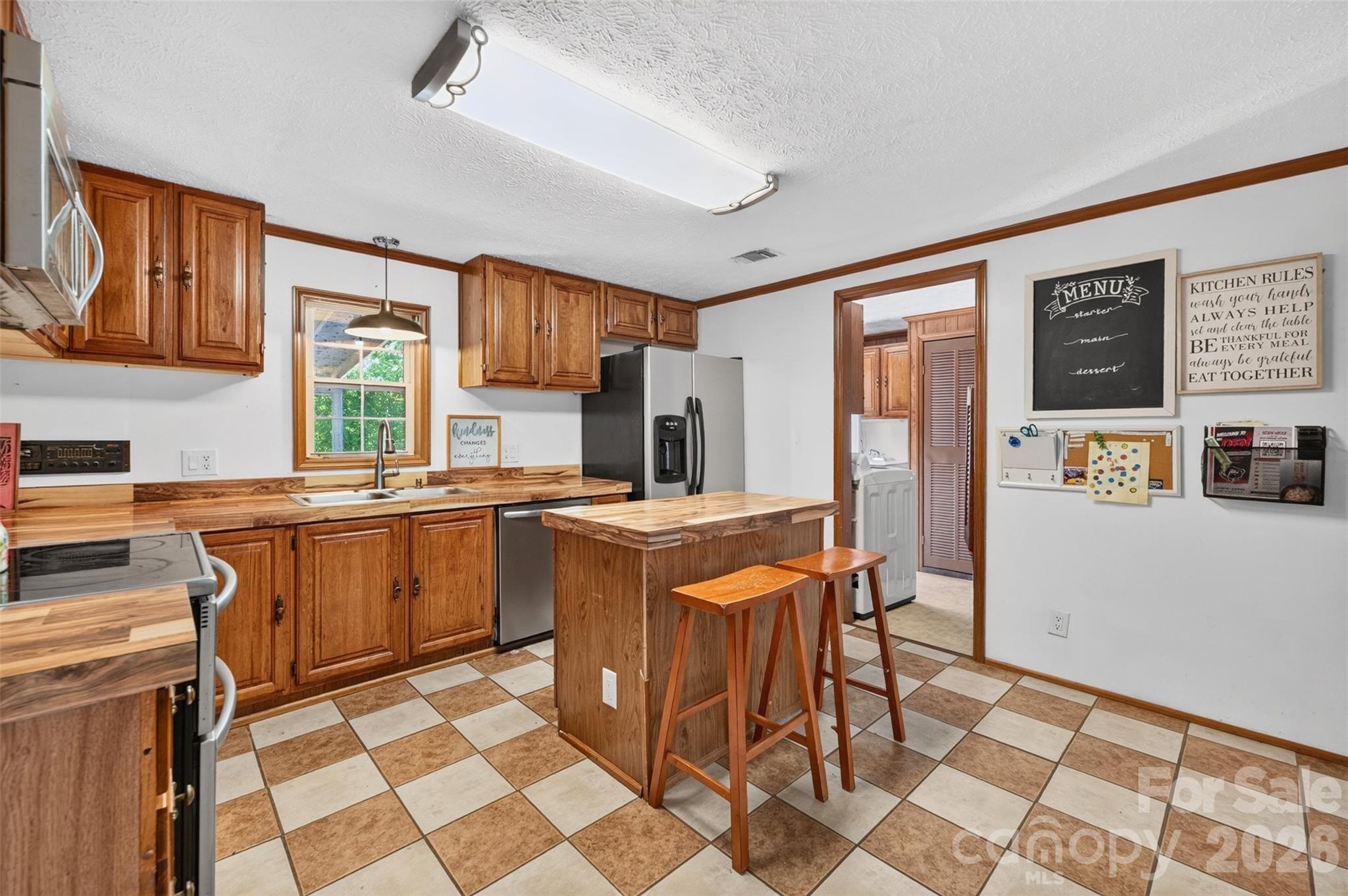 455 Hubbard Road Property Photo 11