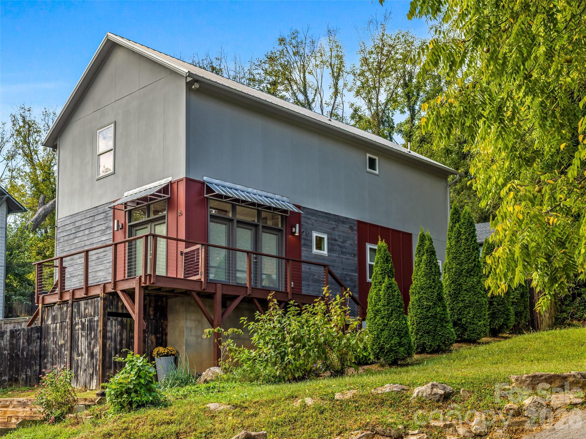 26 Blalock Avenue Property Photo 1