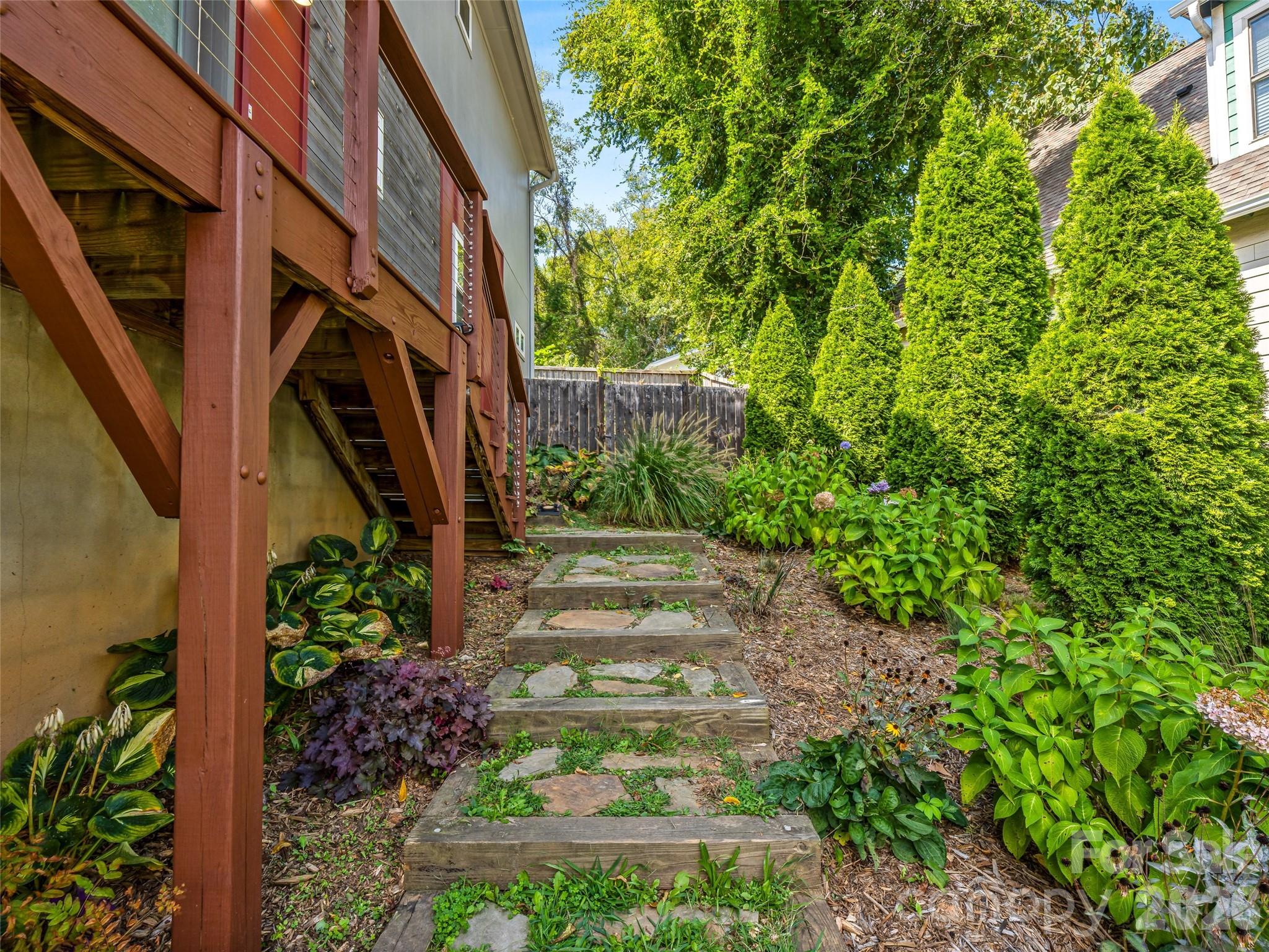 26 Blalock Avenue Property Photo 3