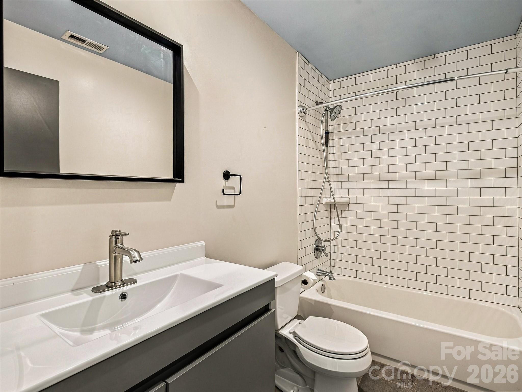 26 Blalock Avenue Property Photo 24