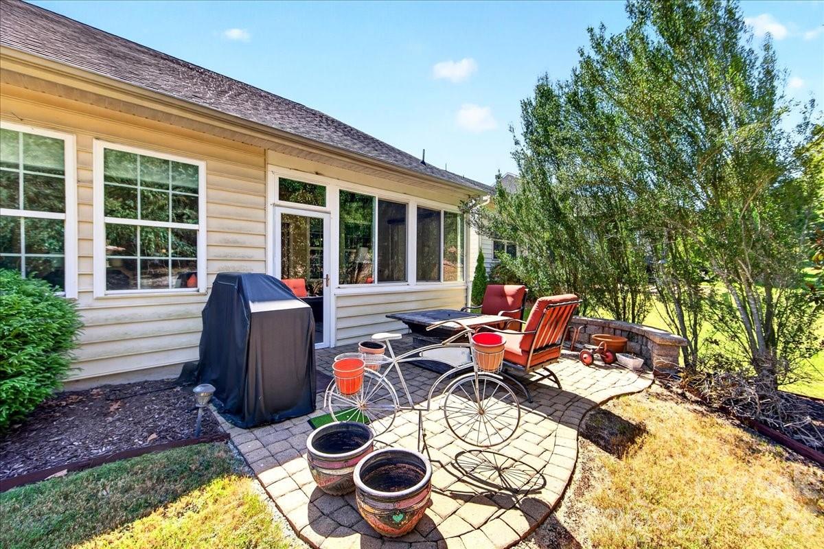 744 Bearcamp Way Property Photo 28