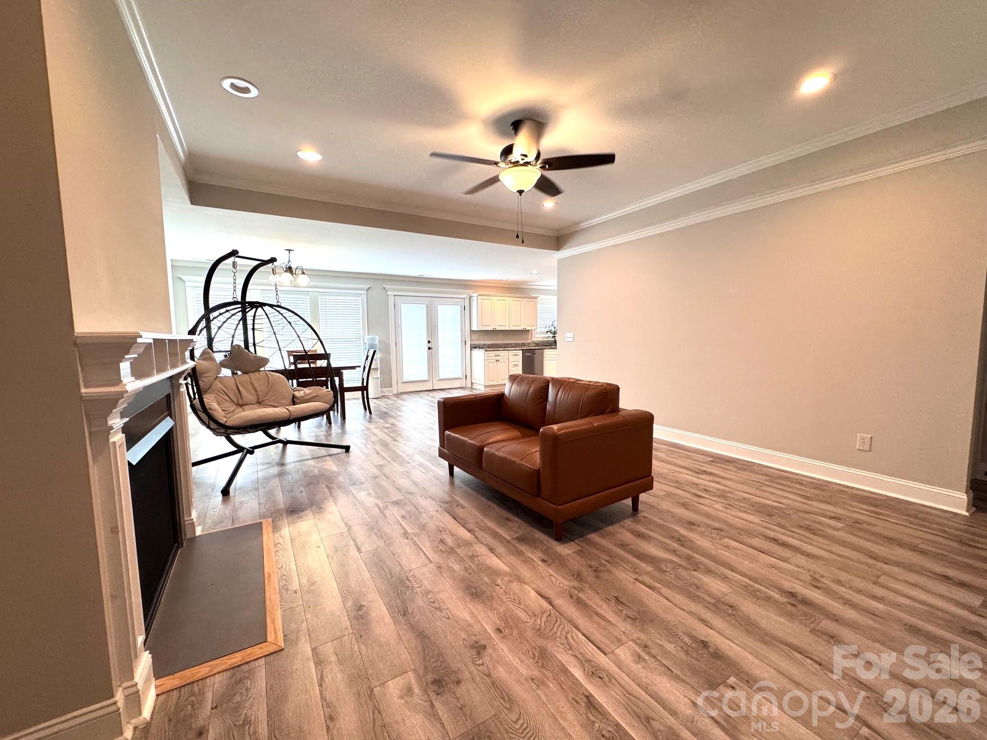 792 Harris Avenue Property Photo 4