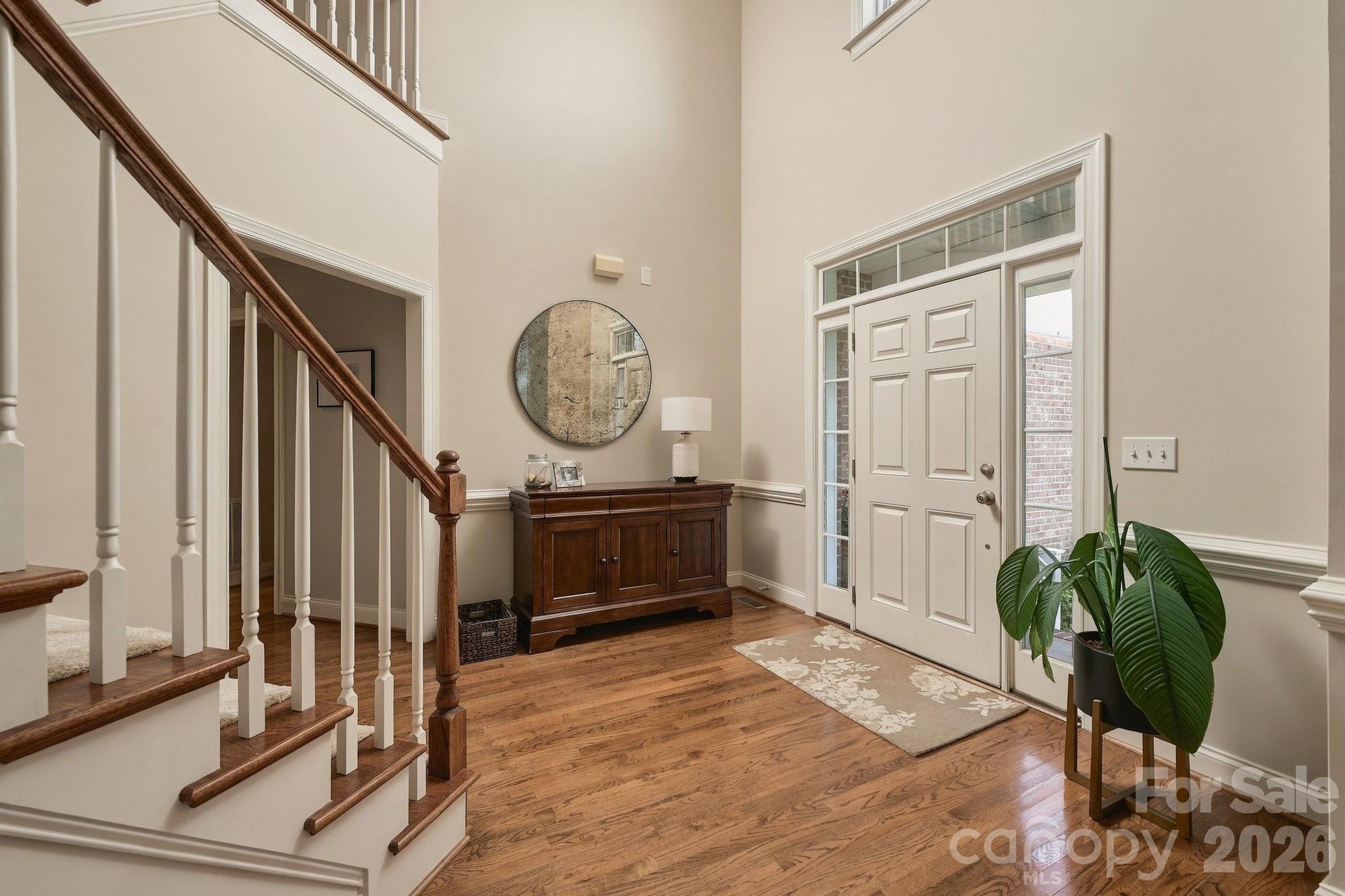 2561 Fallbrook Place Property Photo 4
