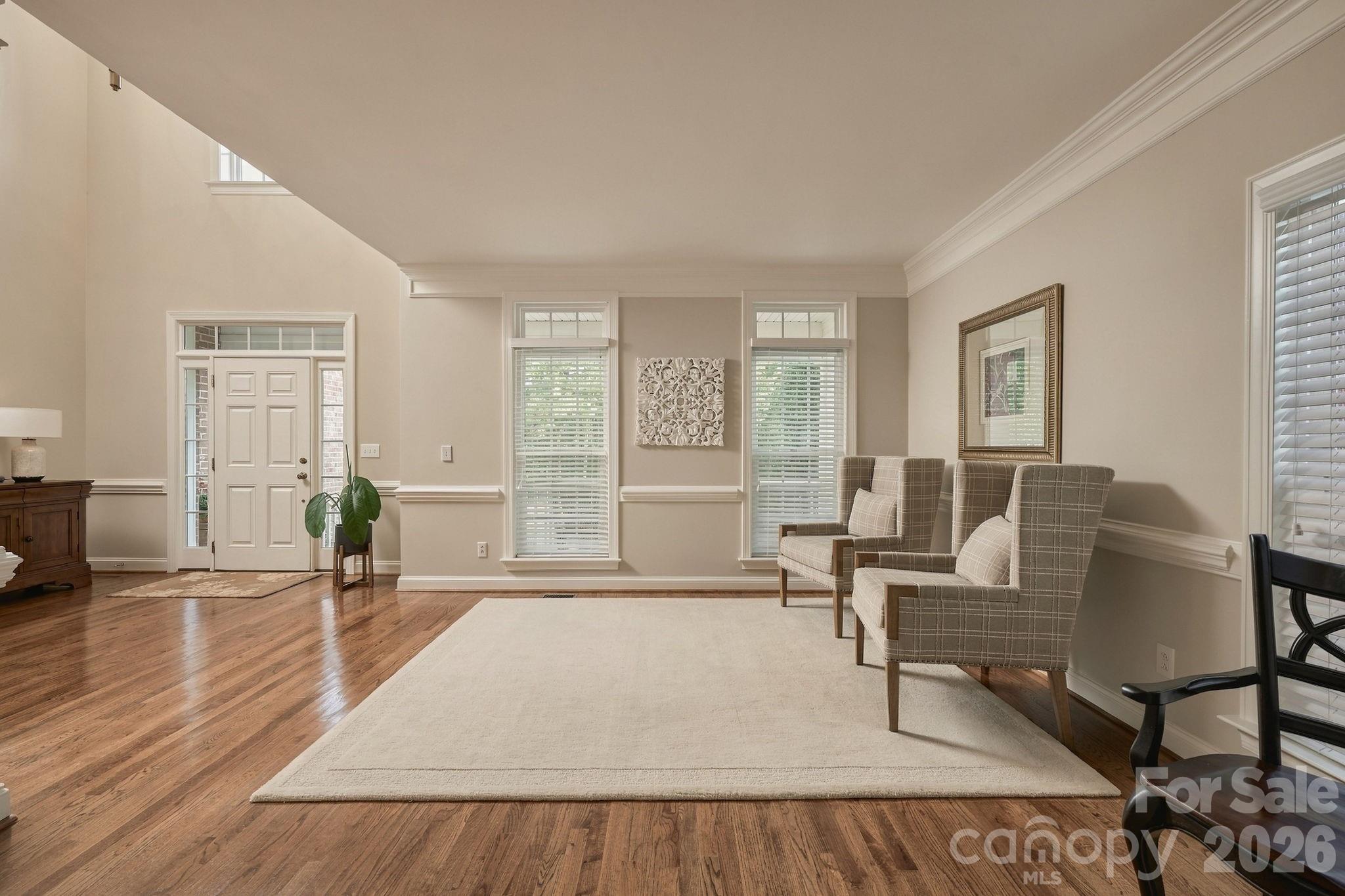 2561 Fallbrook Place Property Photo 6