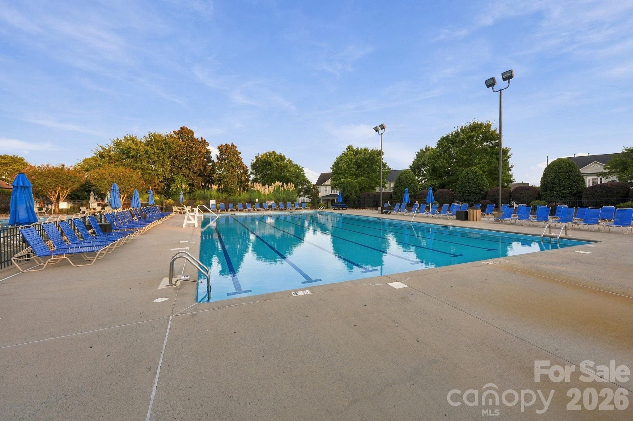 2561 Fallbrook Place Property Photo 42