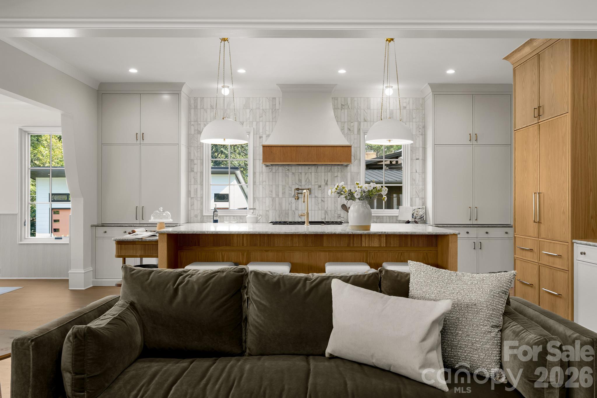 542 Lansdowne Road Property Photo 8