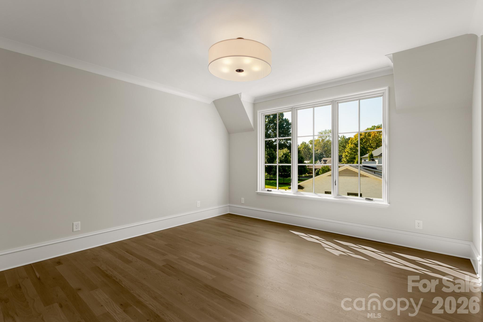 542 Lansdowne Road Property Photo 43