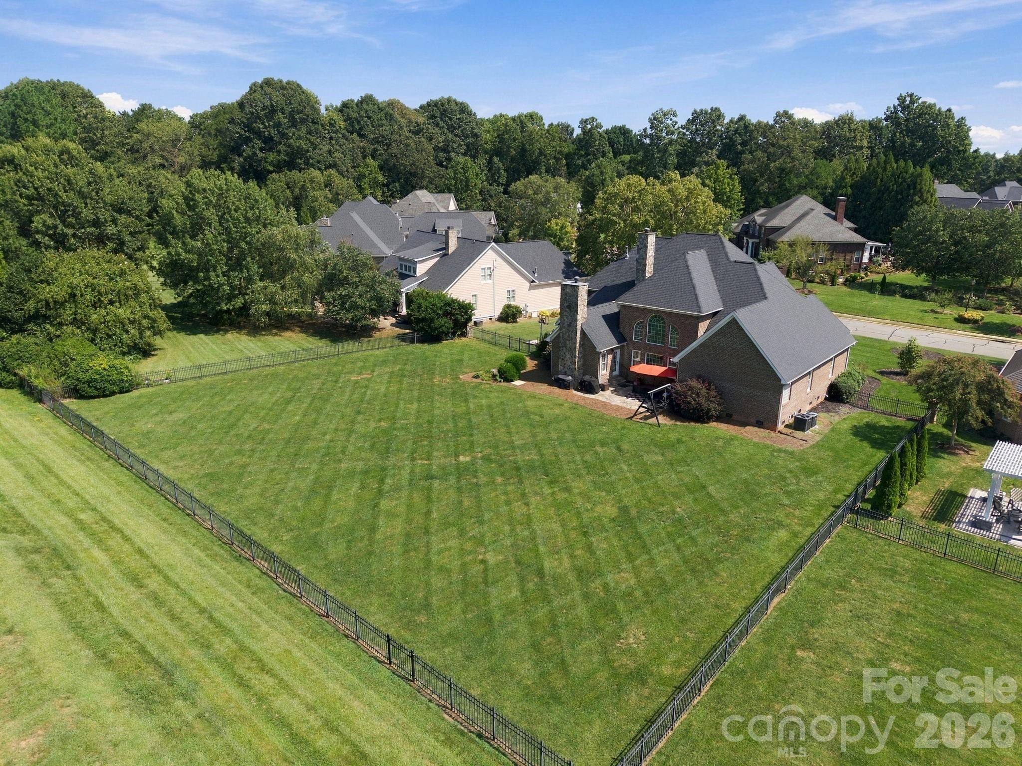 6671 Fox Ridge Circle 42 Property Photo 4